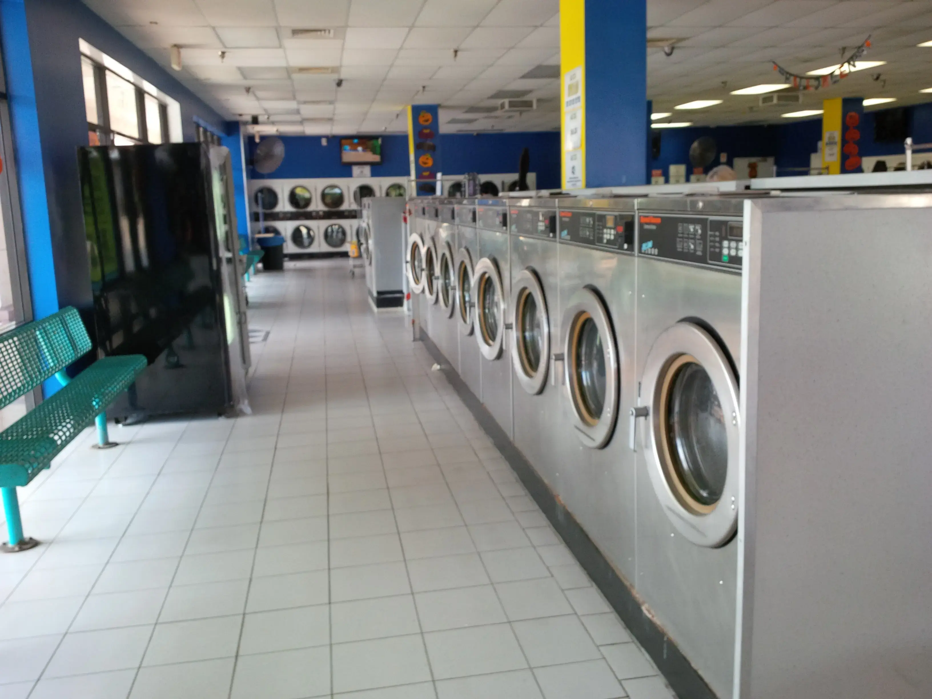 Centre Laundry - Image 20