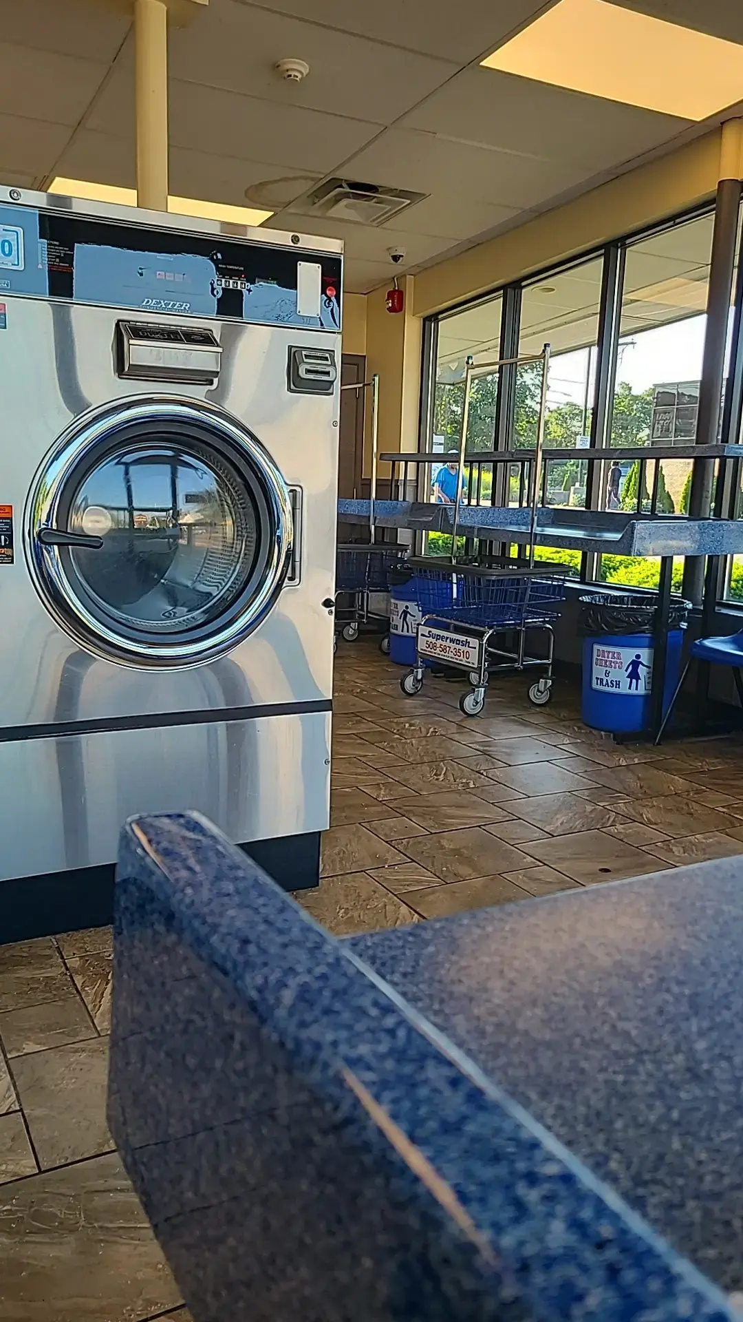 Centre Street Superwash Laundromat - Image 7