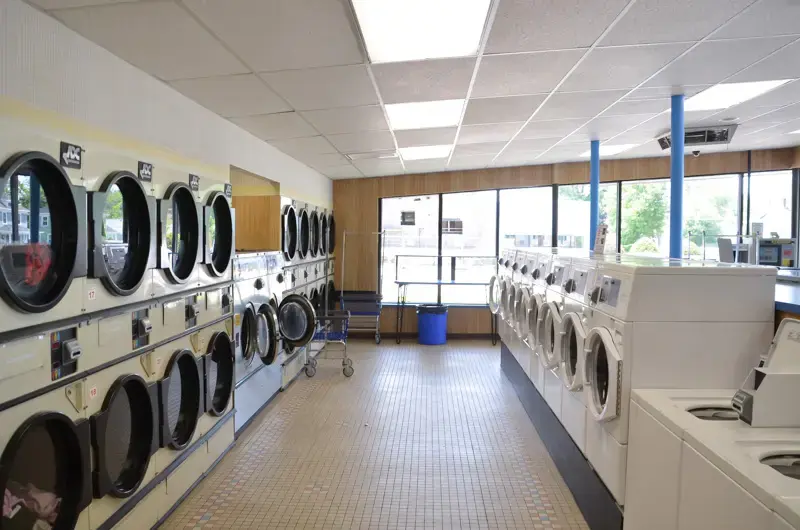 Centre Street Superwash Laundromat thumbnail 14