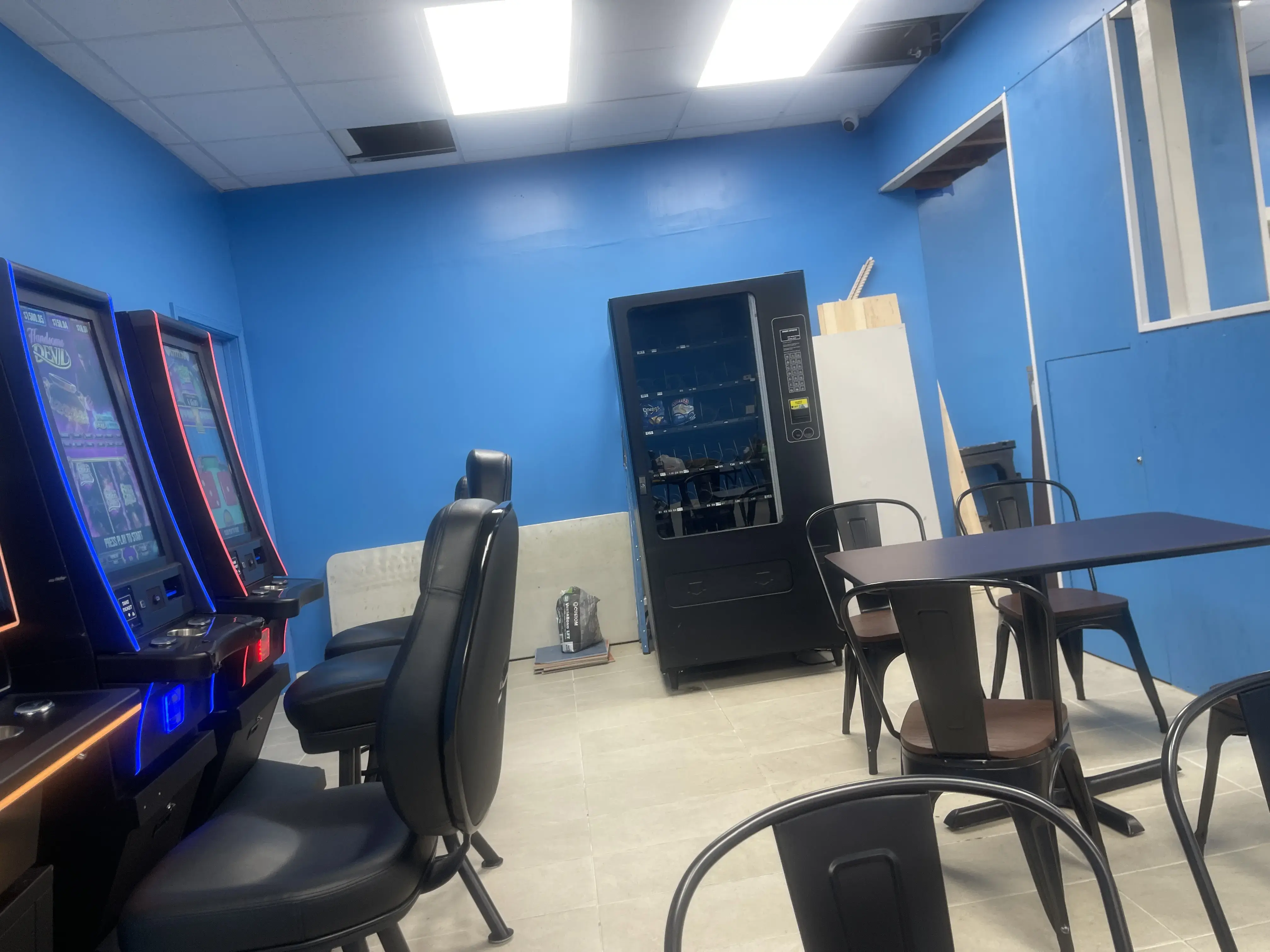 Centreville Laundromat thumbnail 7