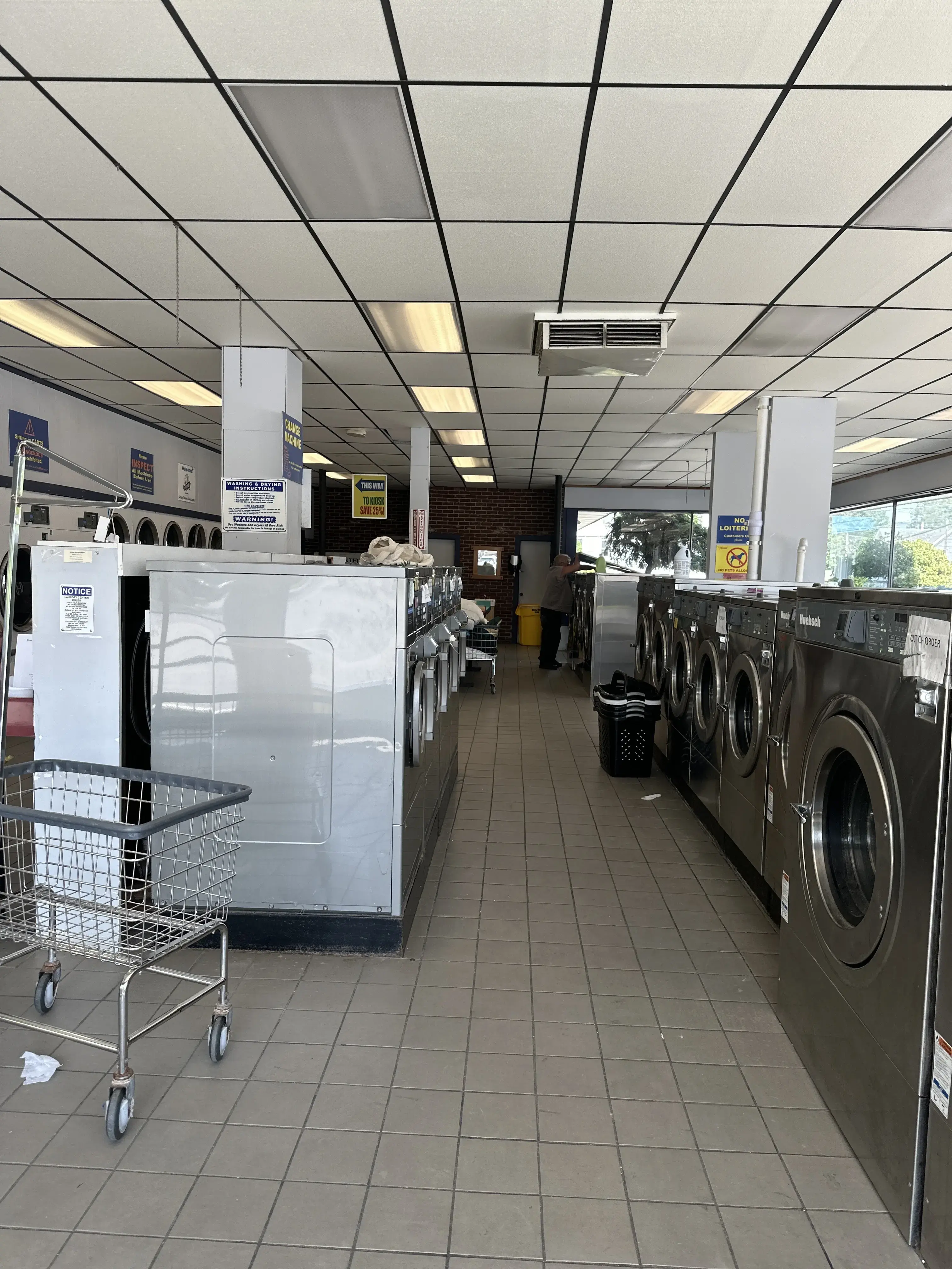 Century Coin Laundry - Image 2