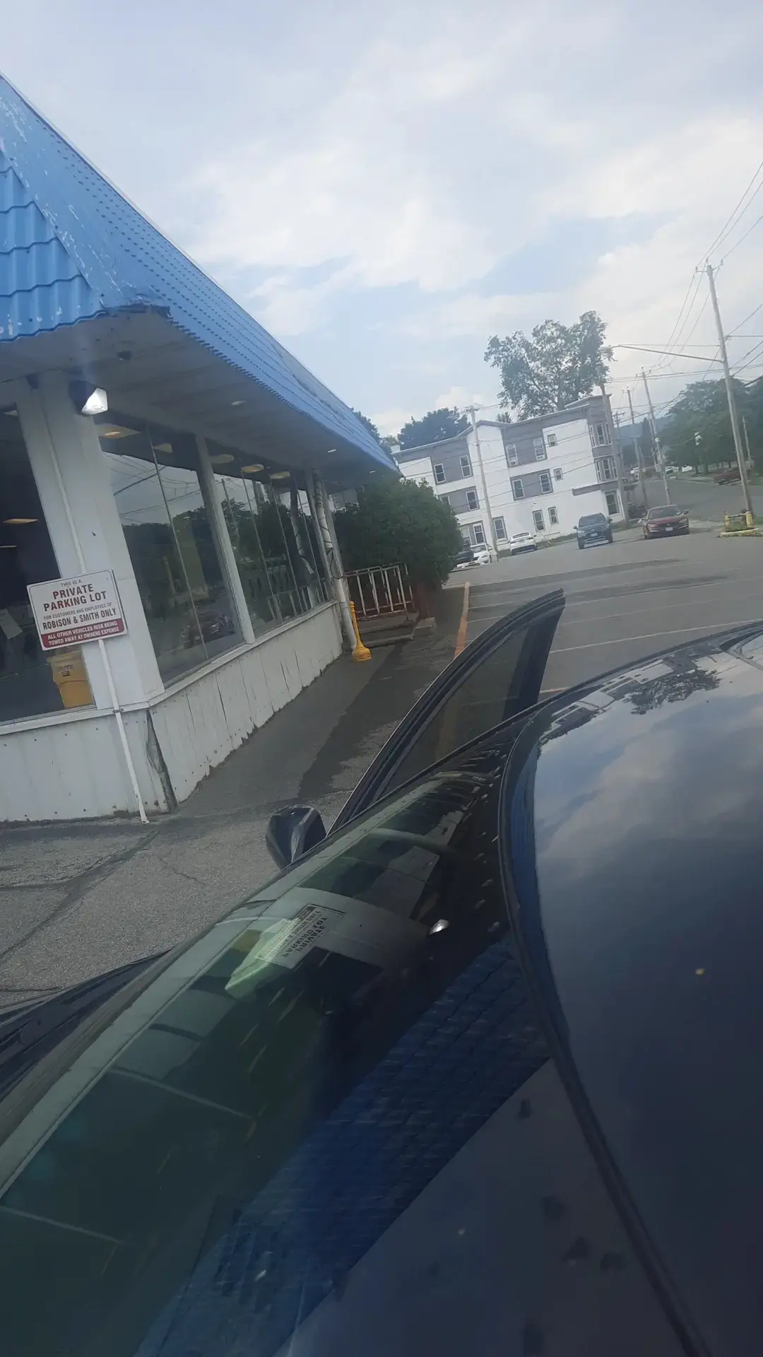 Century Coin Laundry - Image 4