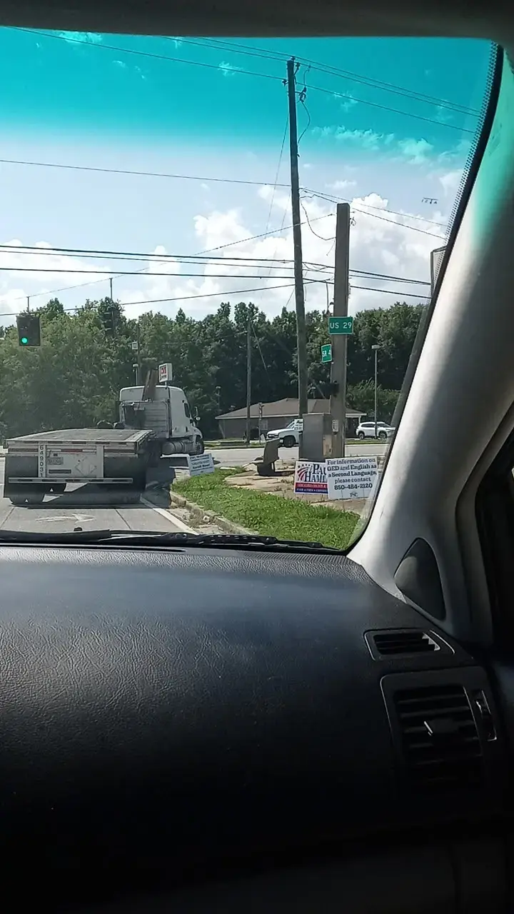 CENTURY LAUNDRY & STORAGE thumbnail 3