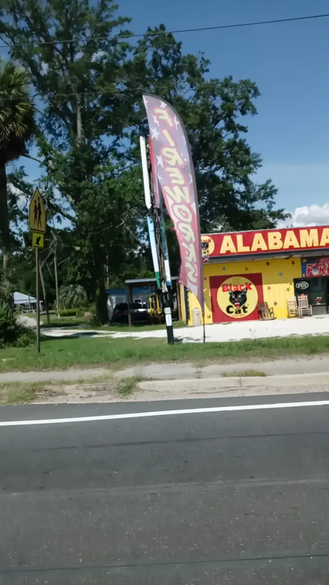 CENTURY LAUNDRY & STORAGE - Image 4