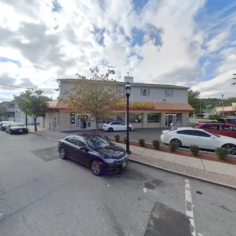 Cerna's Laundromat thumbnail 6