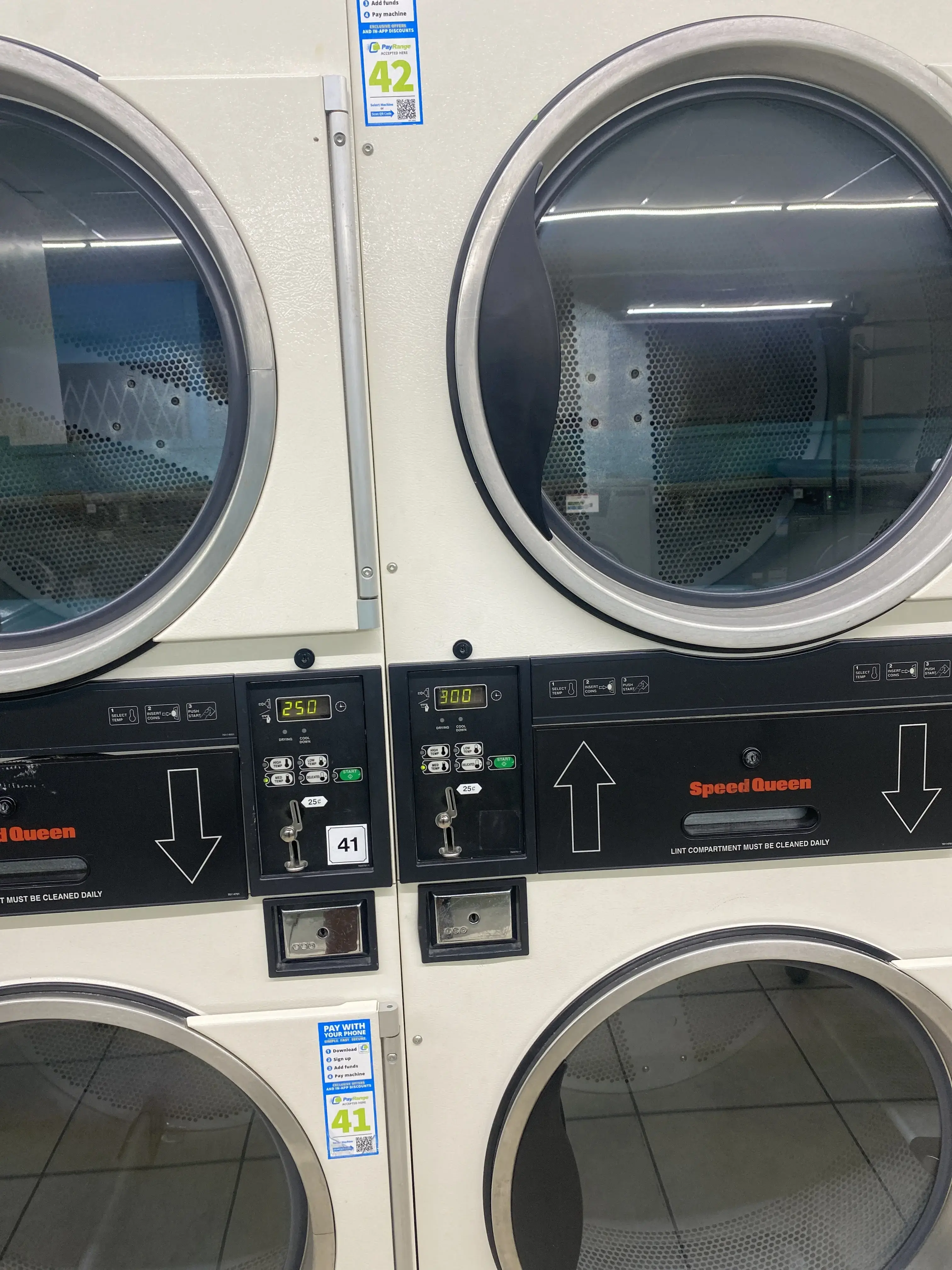 Cervantes Street Laundry thumbnail 2