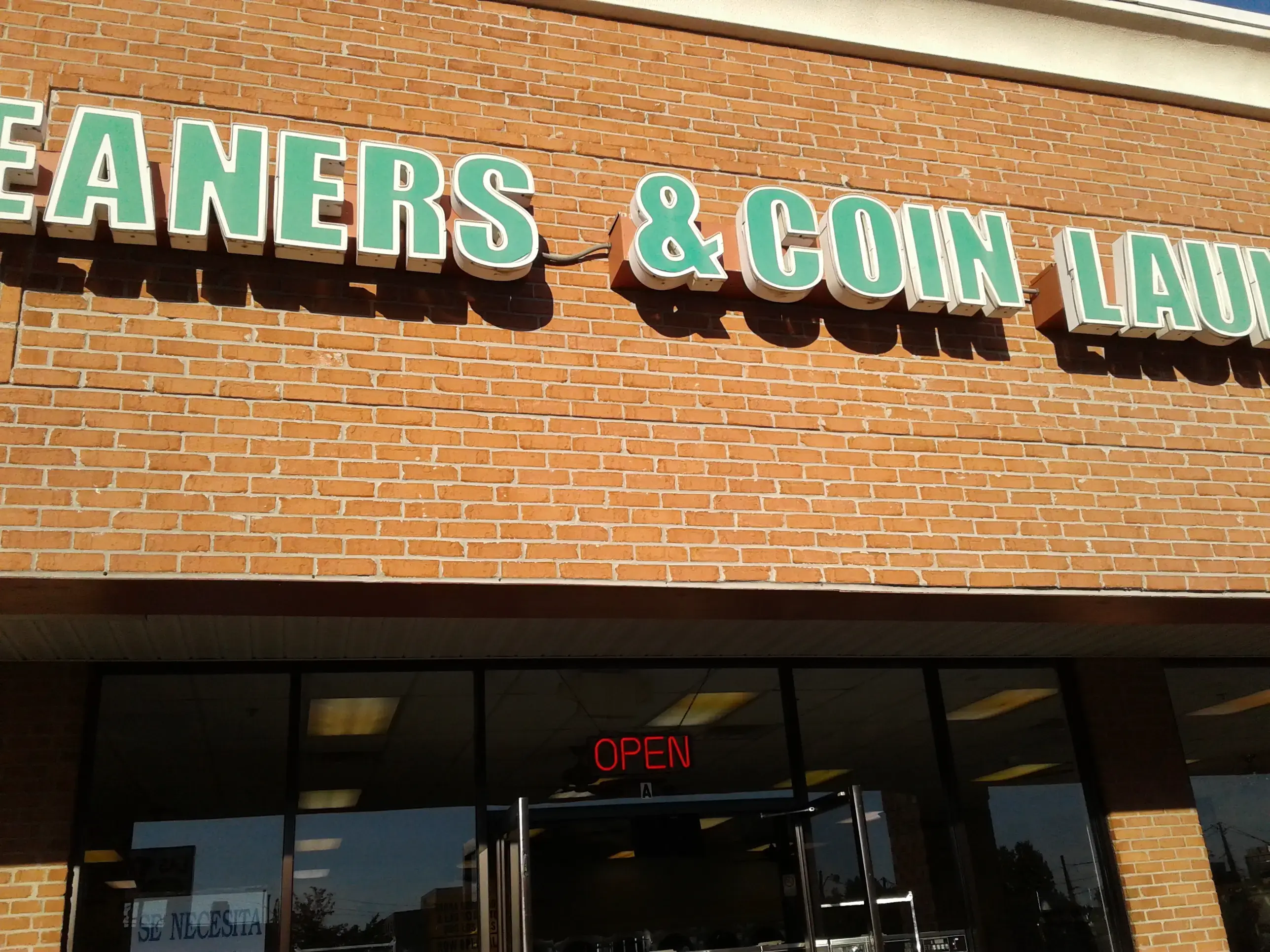 Chamblee Cleaners & Coin Laundry - Image 4