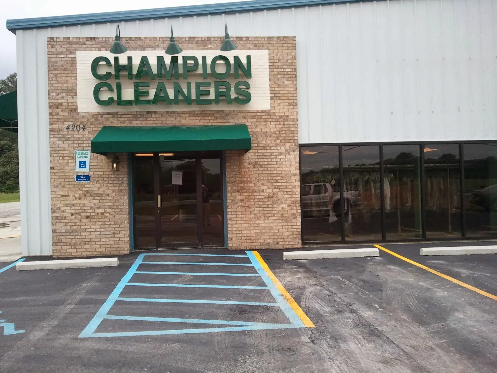 Champion Cleaners thumbnail 3