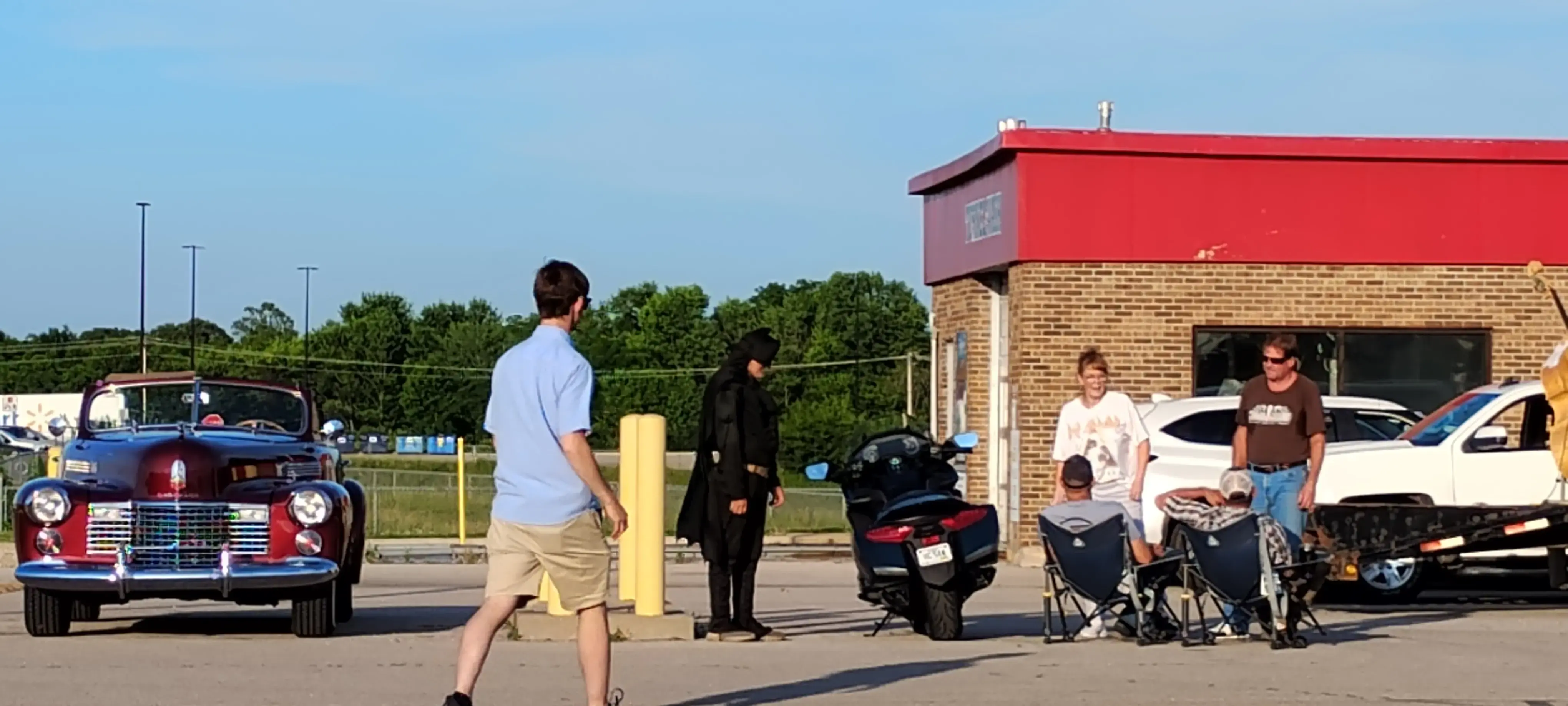 Champion Express Market & Laundromat thumbnail 20