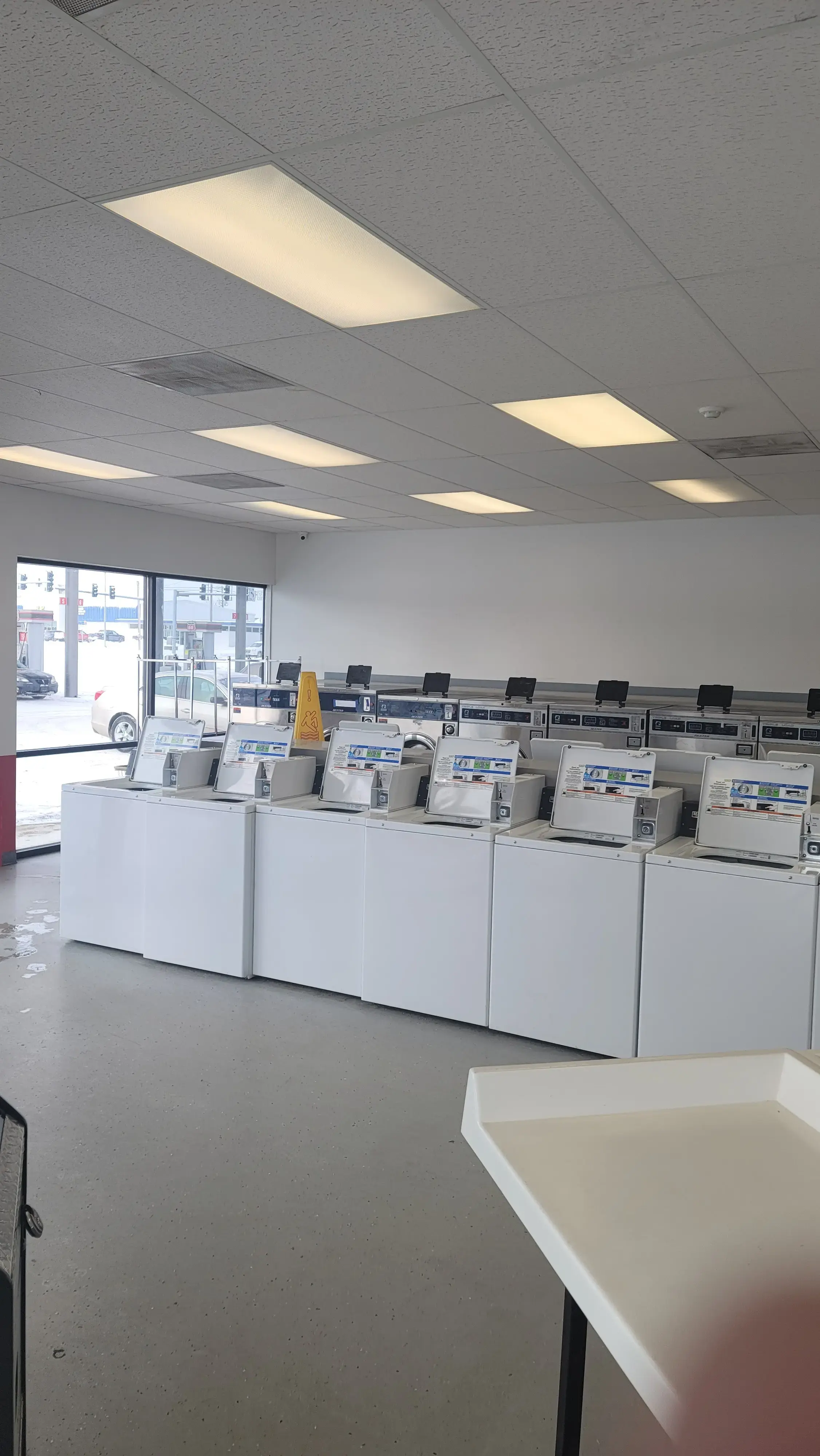 Champion Express Market & Laundromat thumbnail 10