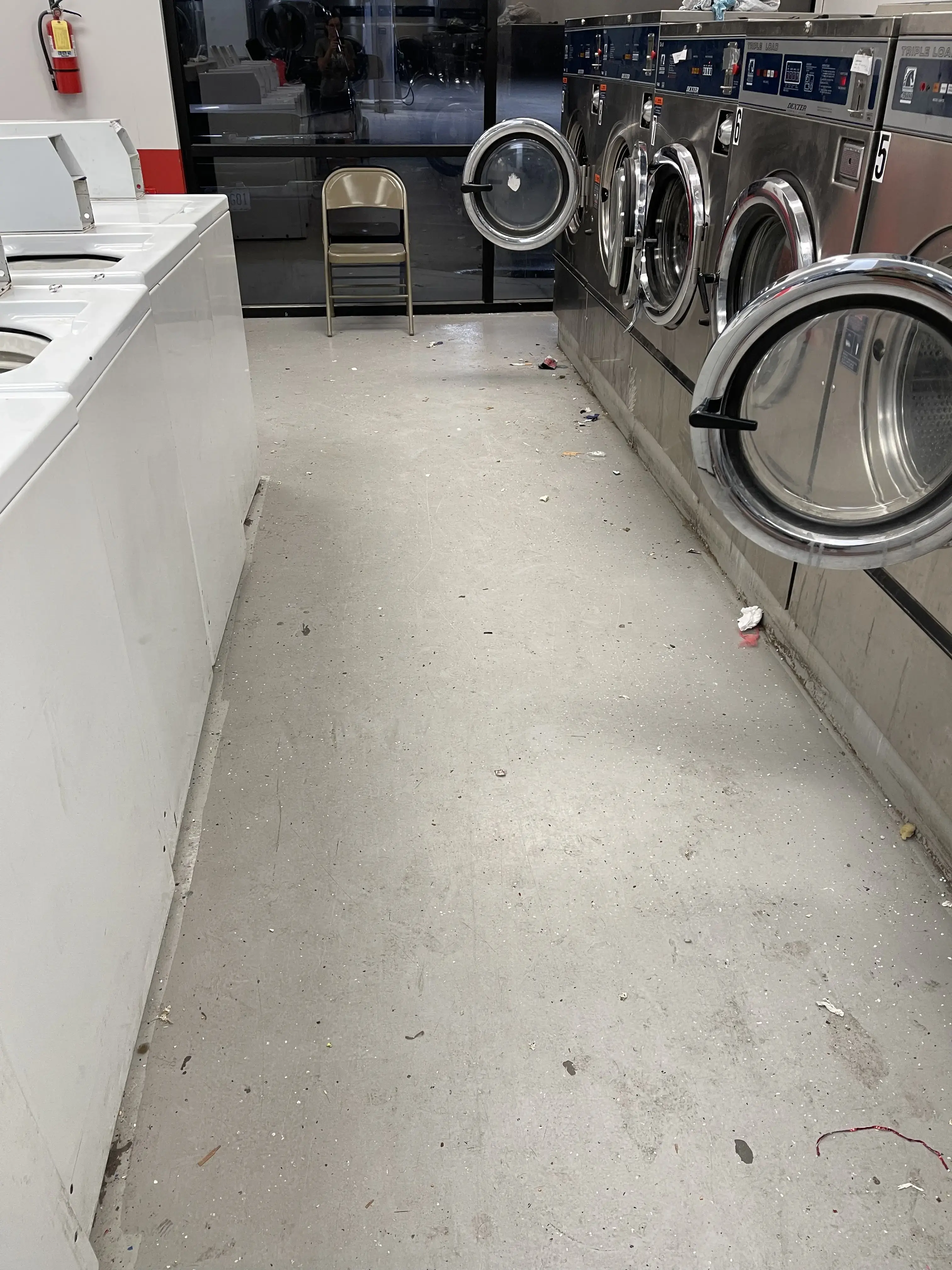 Champion Express Market & Laundromat thumbnail 15