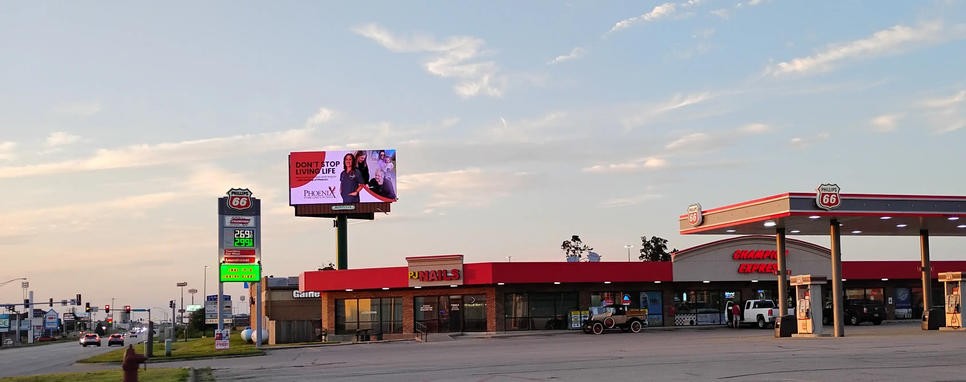 Champion Express Market & Laundromat thumbnail 19