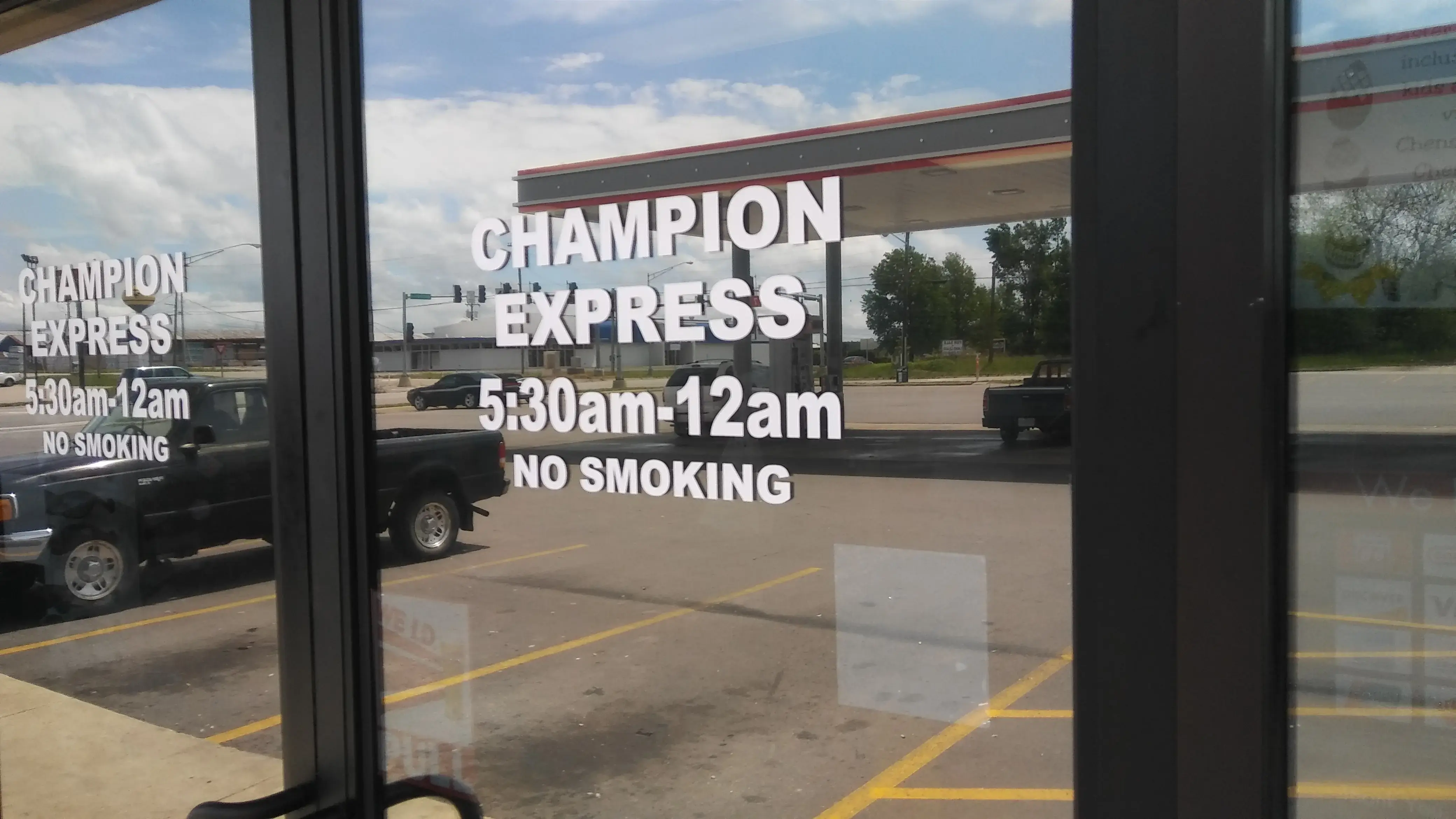Champion Express Market & Laundromat thumbnail 7
