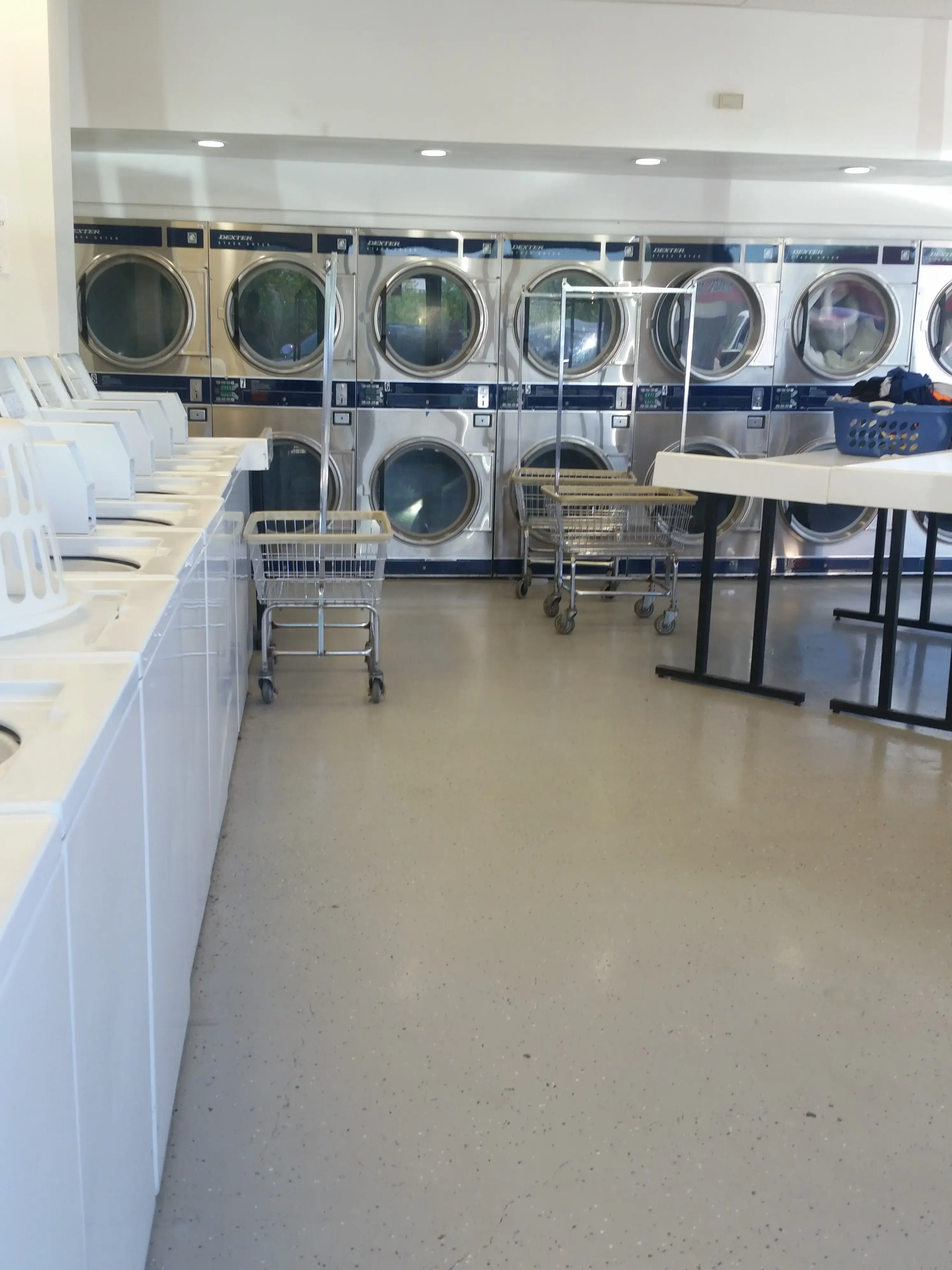 Champion Express Market & Laundromat thumbnail 6