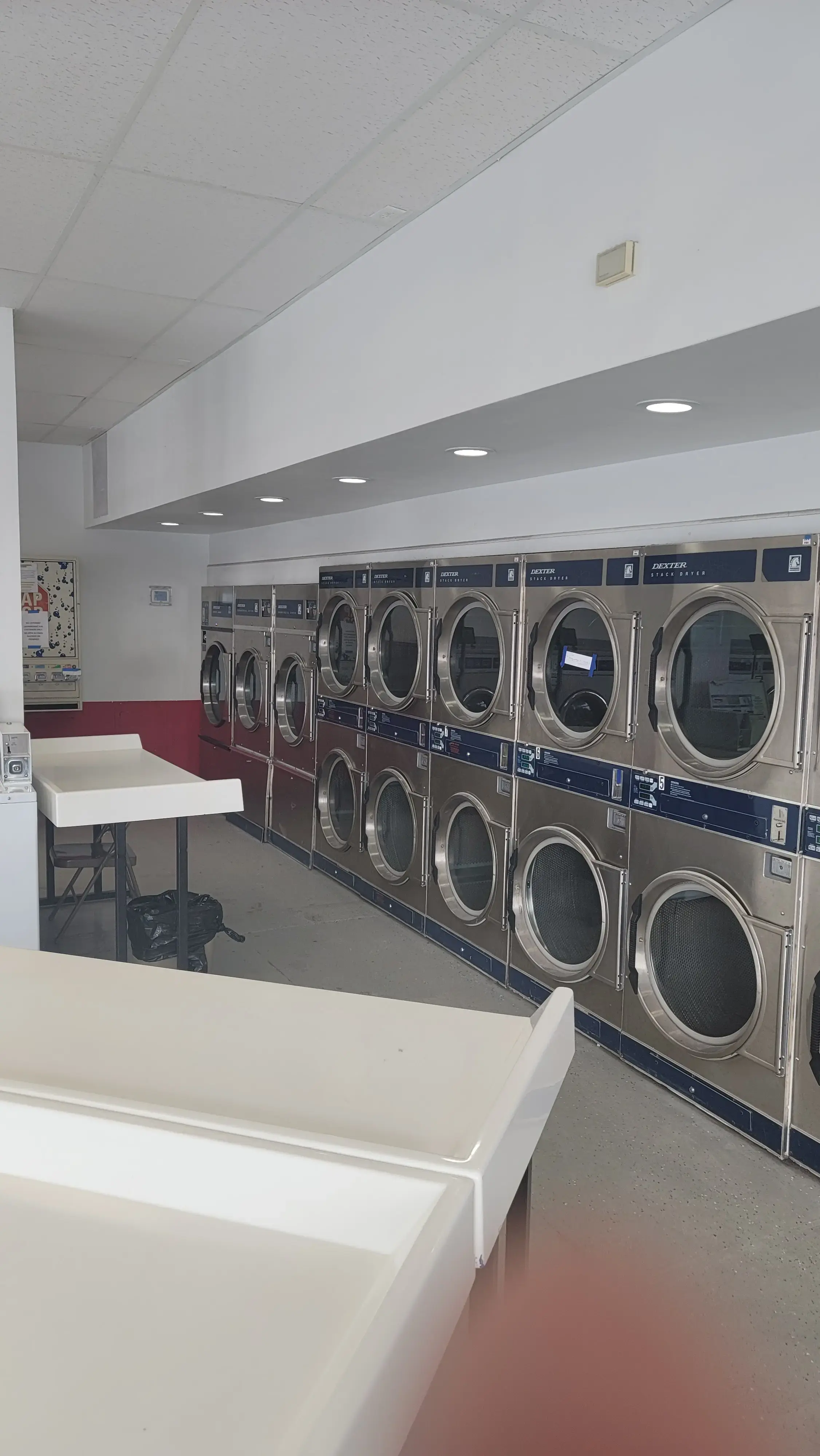 Champion Express Market & Laundromat - Image 3