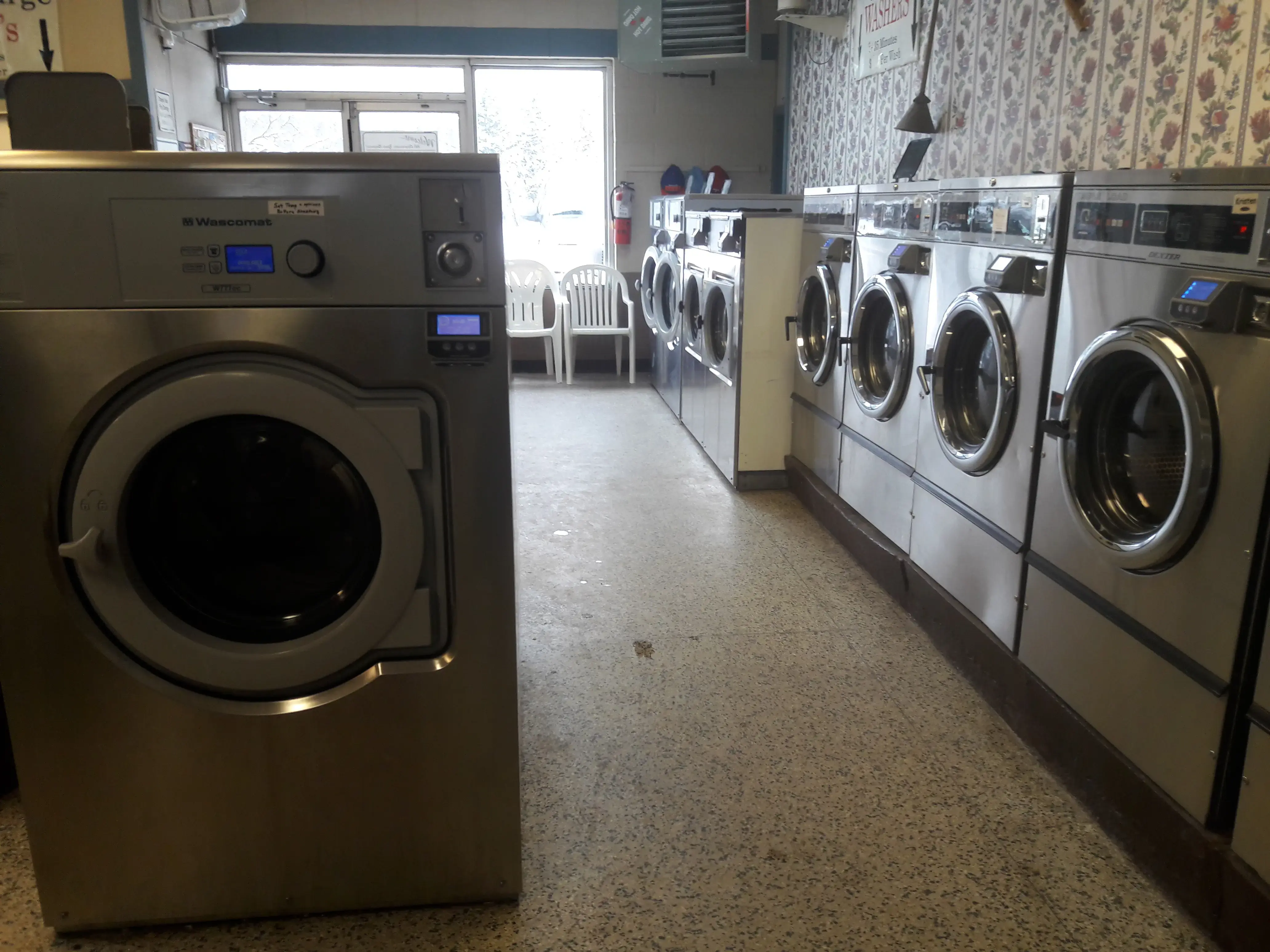 Champlin's Best Laundromat thumbnail 13