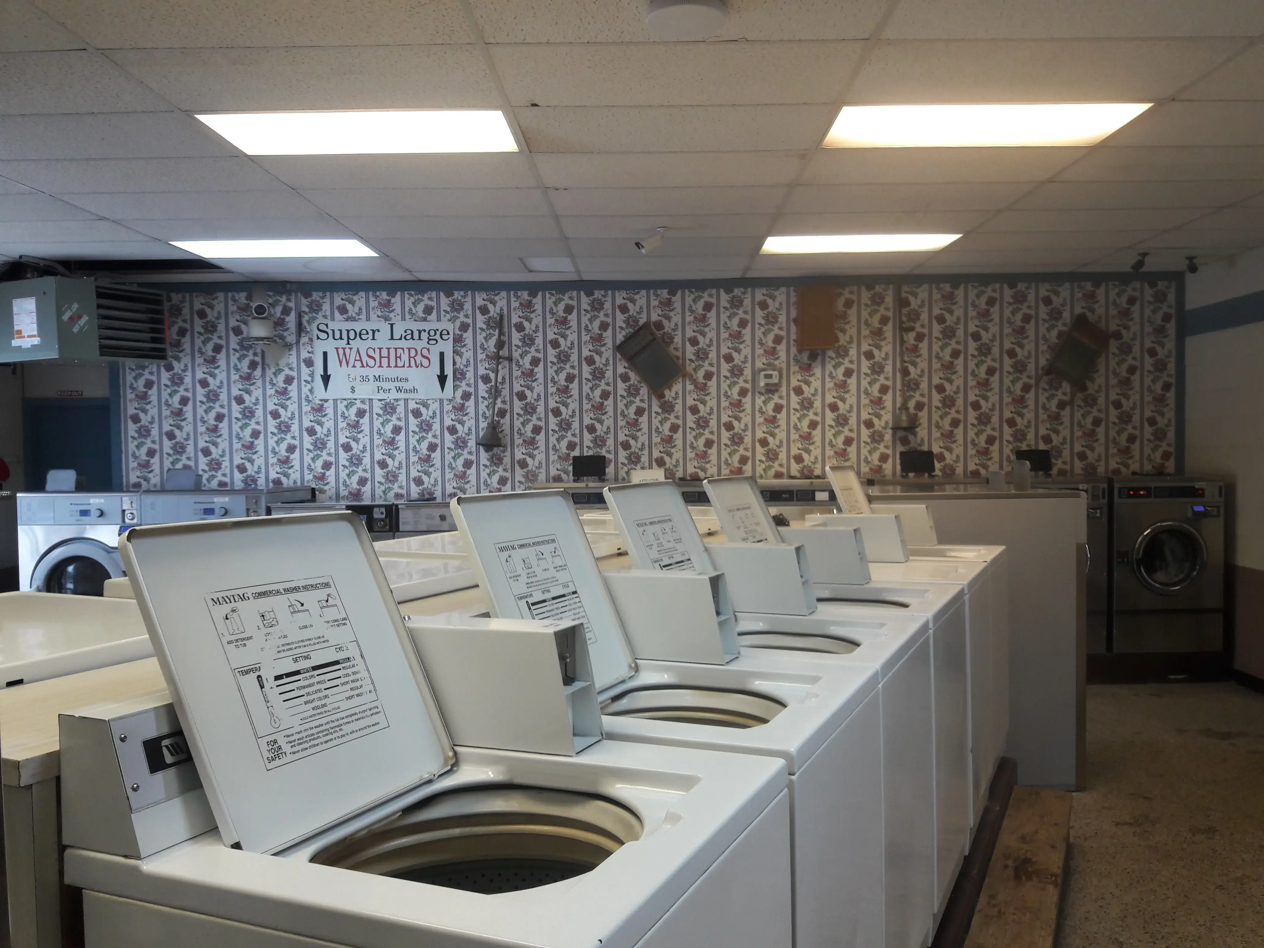 Champlin's Best Laundromat thumbnail 3