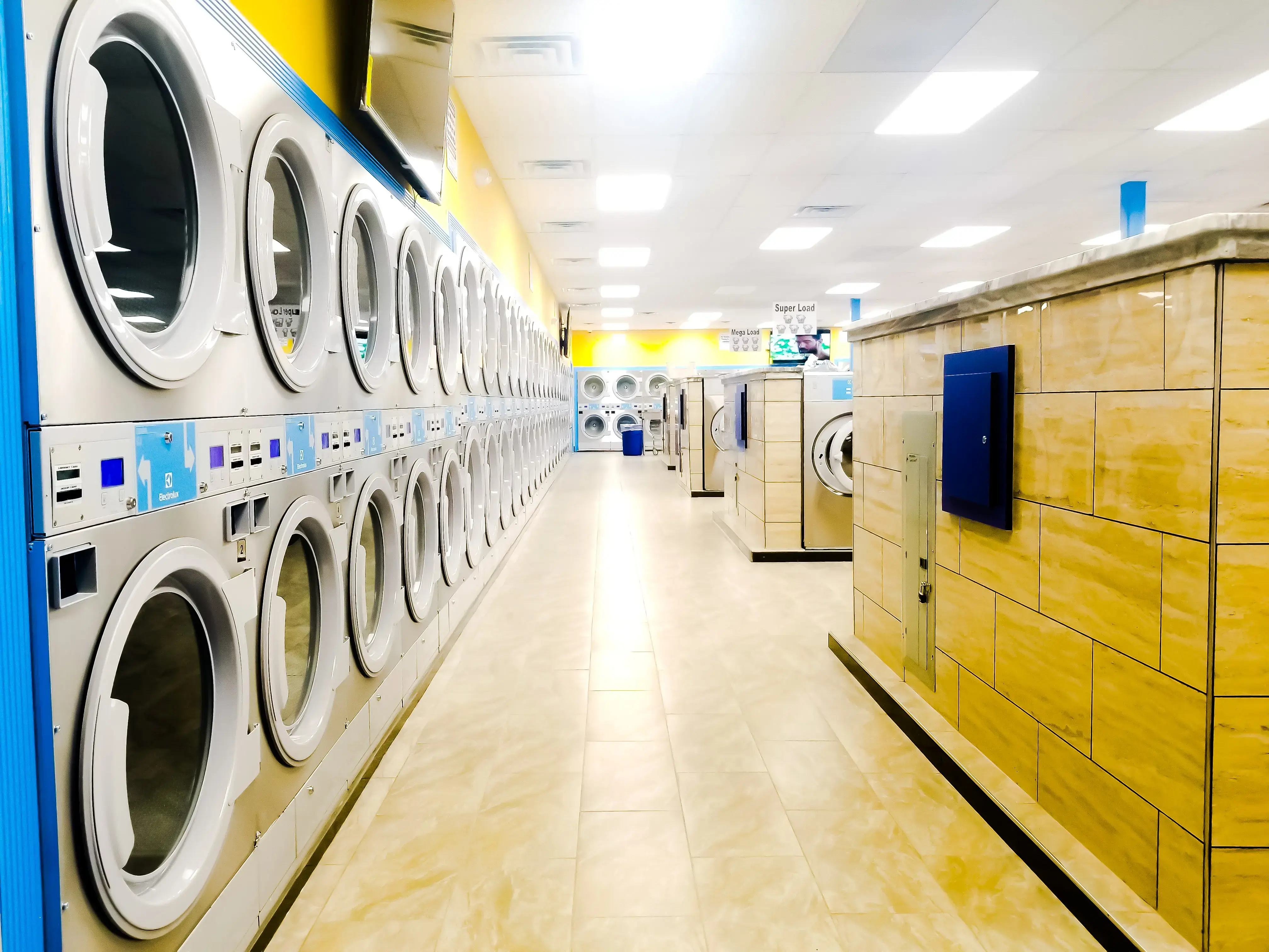Chanan's Laundromat location
