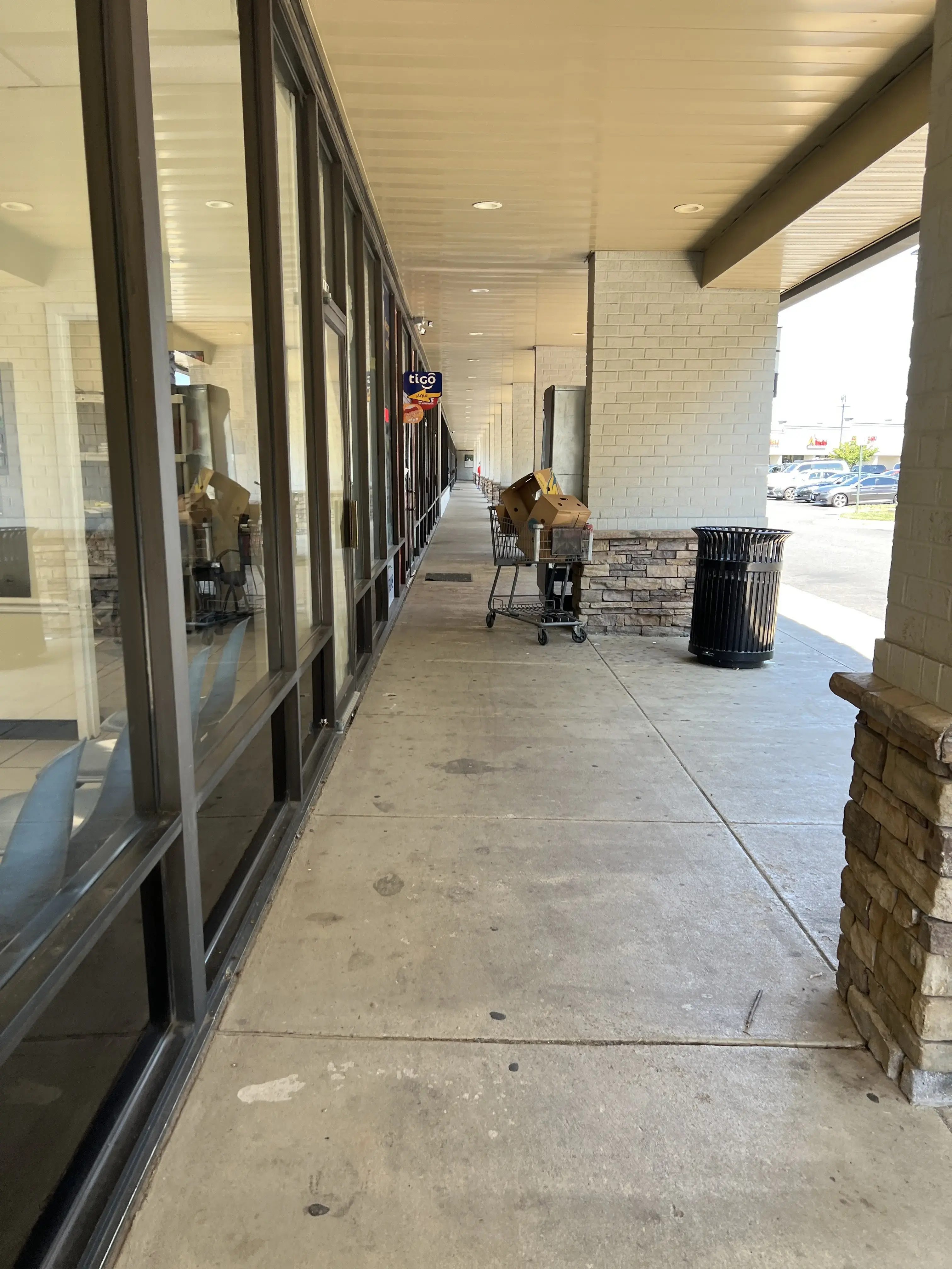 Chantilly Coin Laundry LLC thumbnail 9