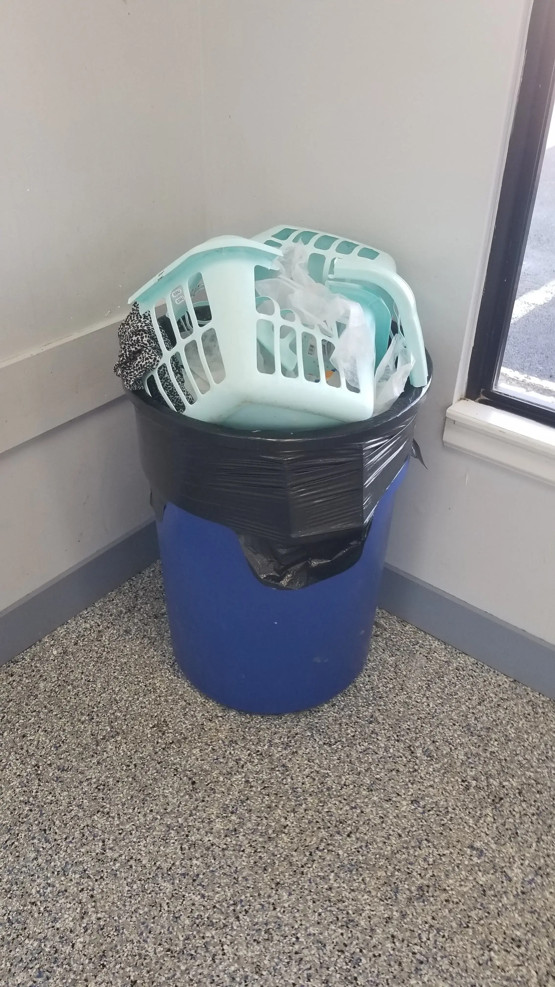 Chapel Hill Laundry - Image 6