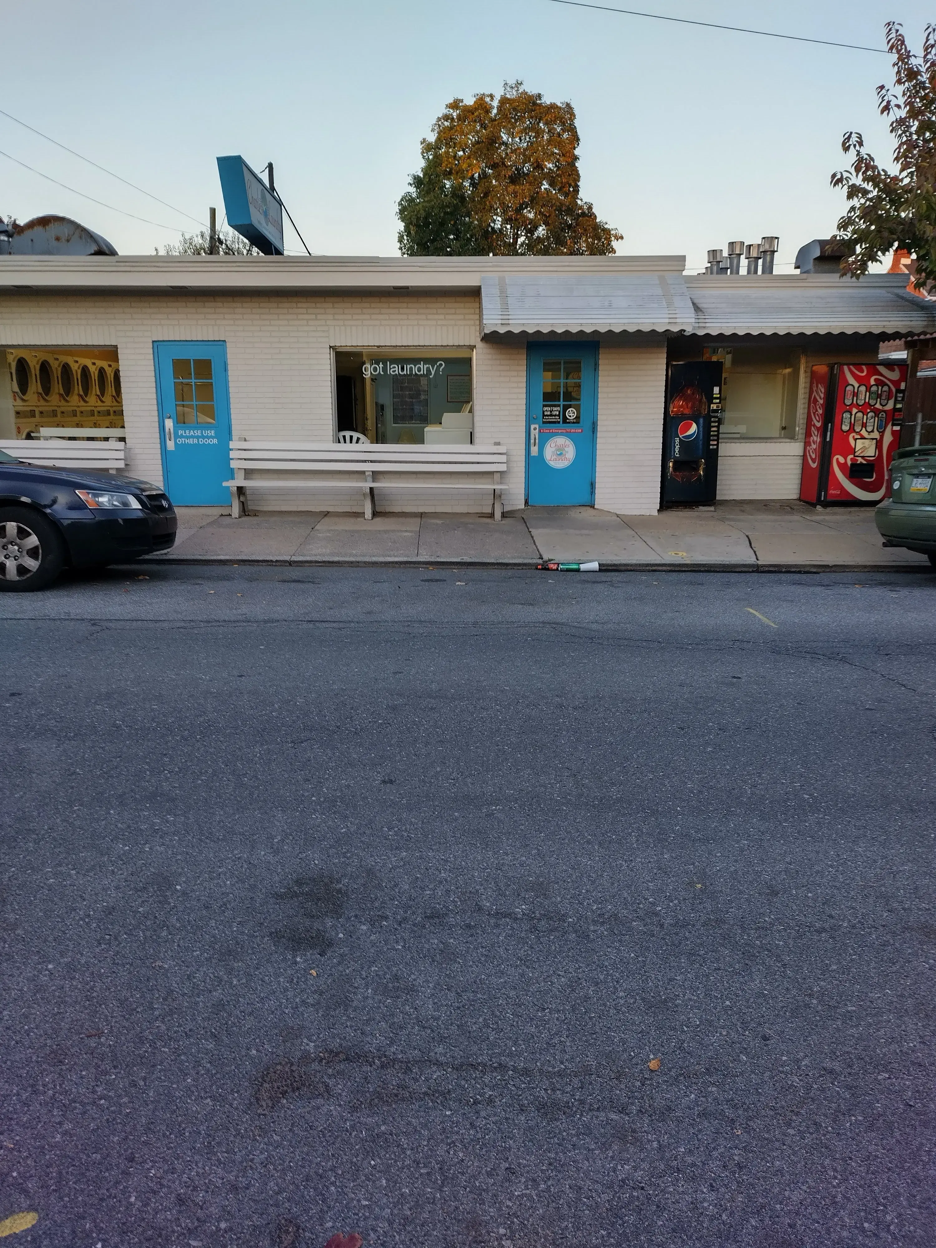 Charles' Laundry - Image 2