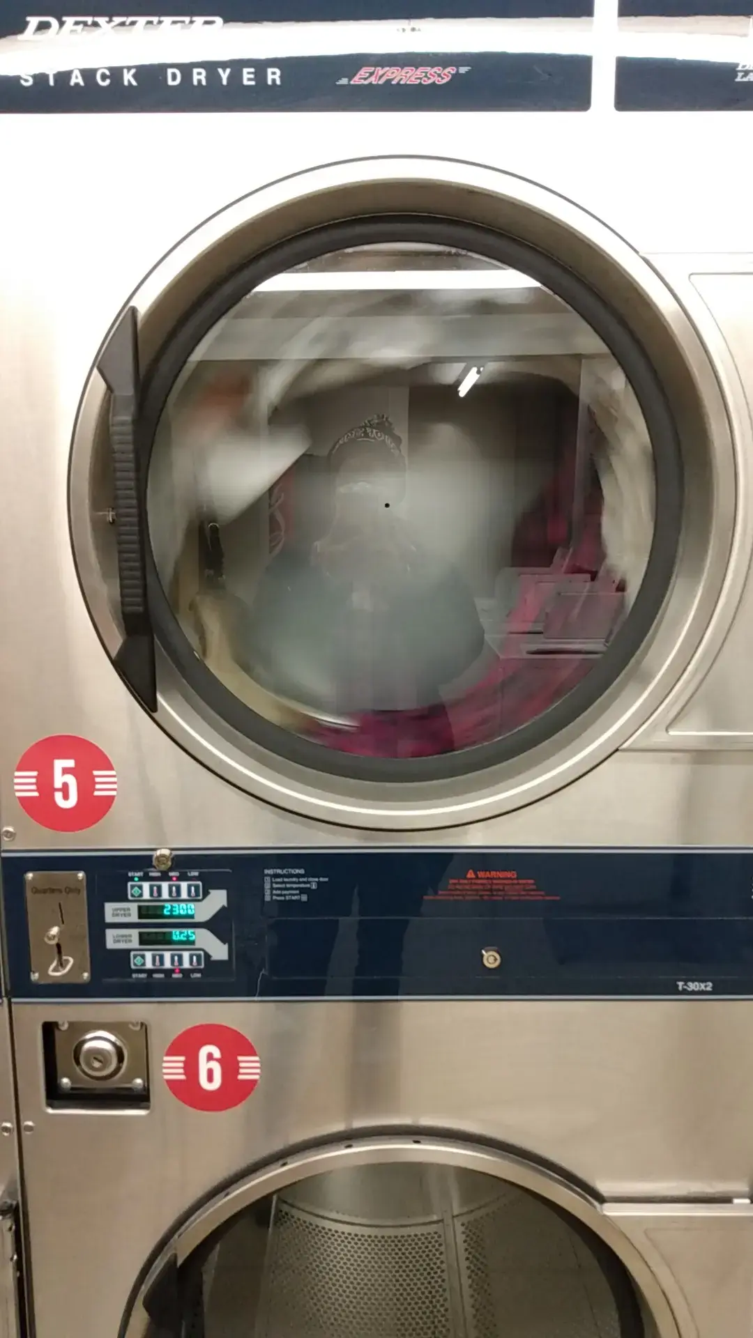Charles' Laundry - Image 15