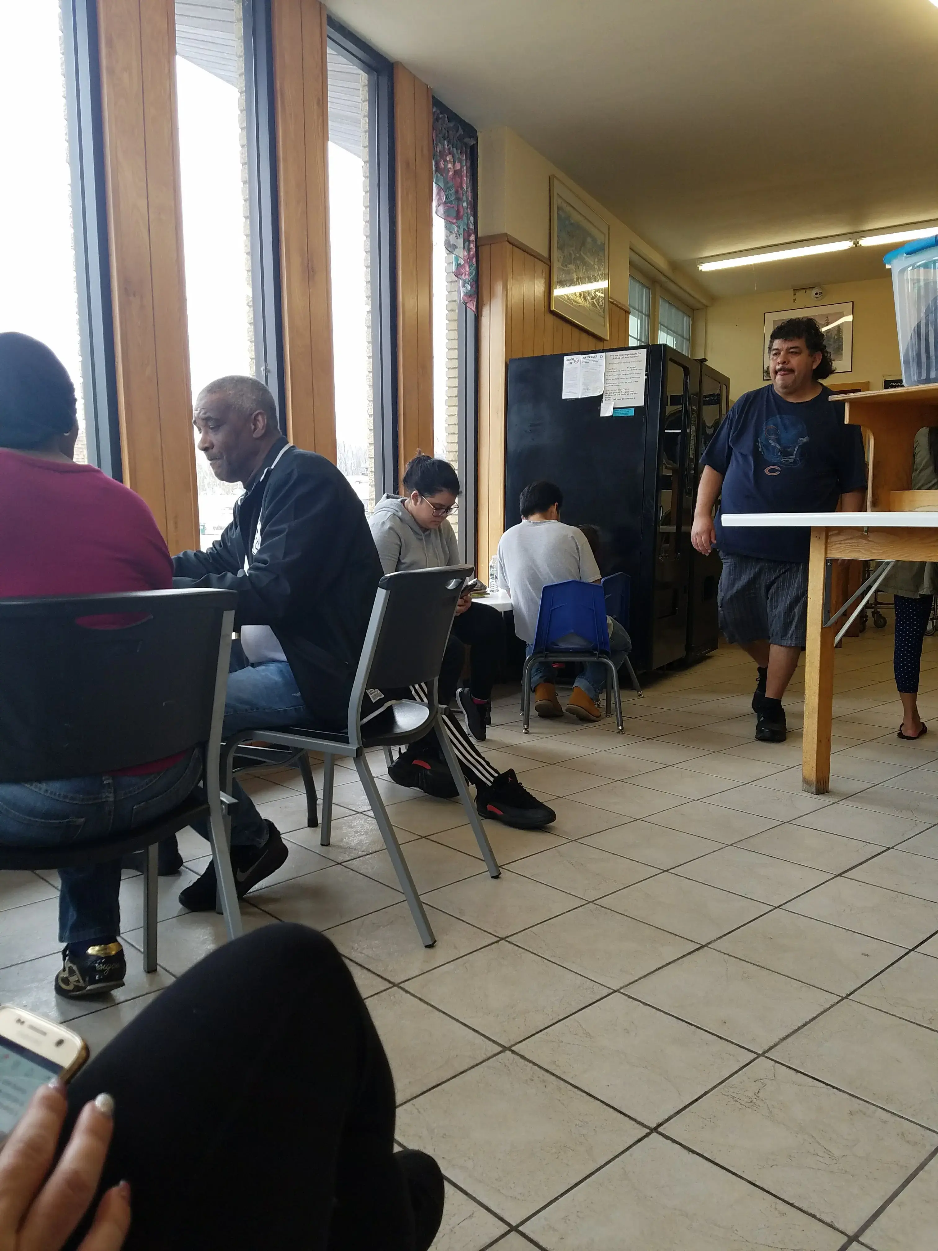 Charles Street Laundromat thumbnail 4