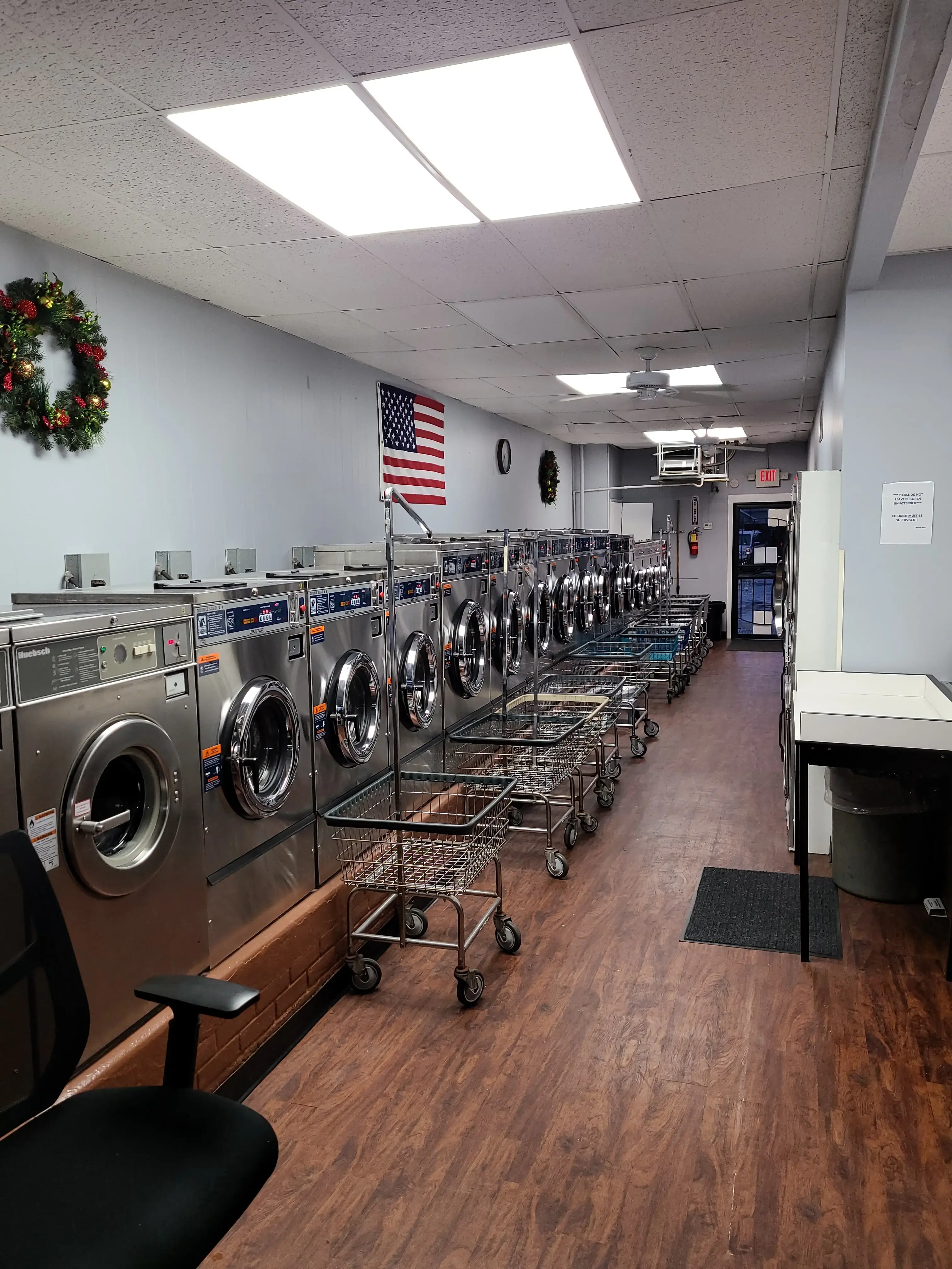 Check Your Pockets Laundromat - Image 7