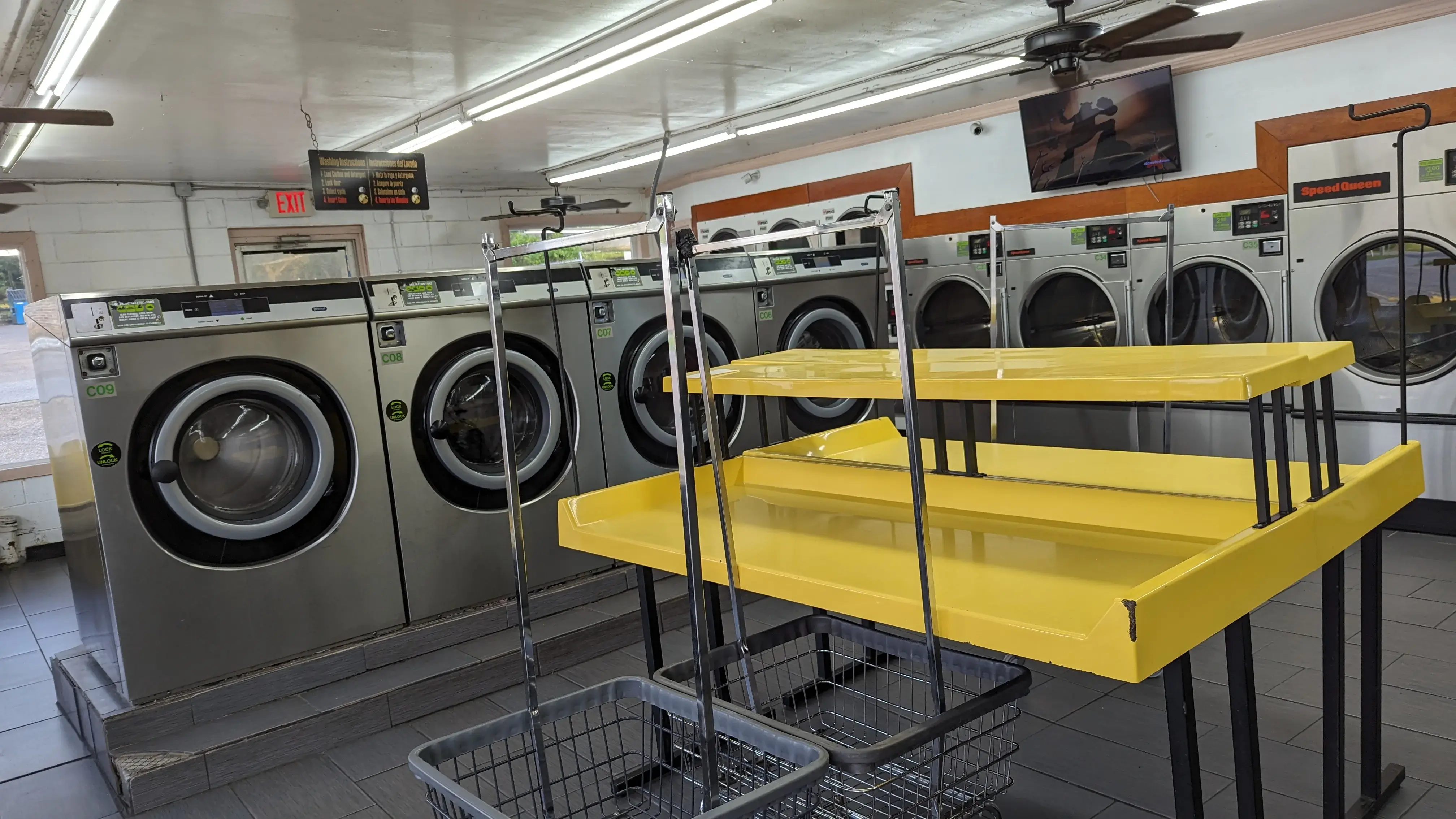 Cheetah Speed Laundry | 24 Hour Laundromat - Image 2