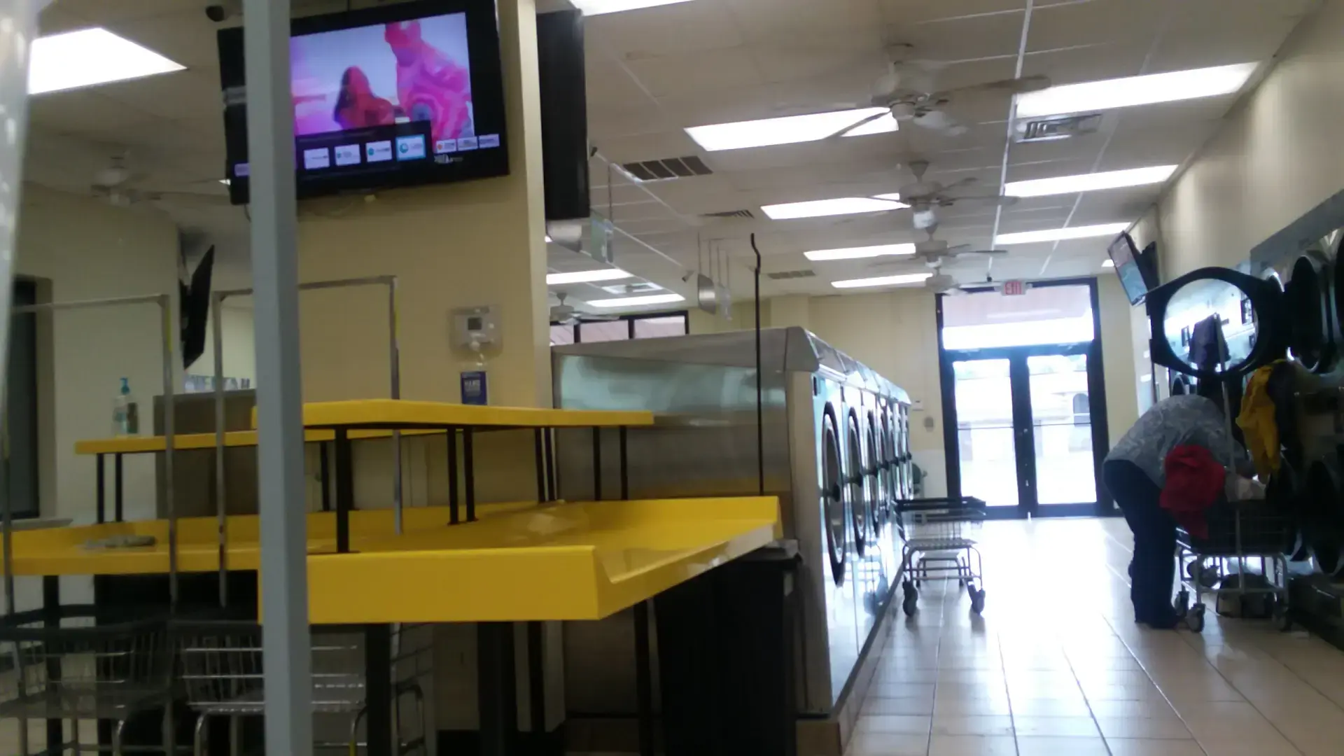 Cheetah Speed Laundry | 24 Hour Laundromat thumbnail 18