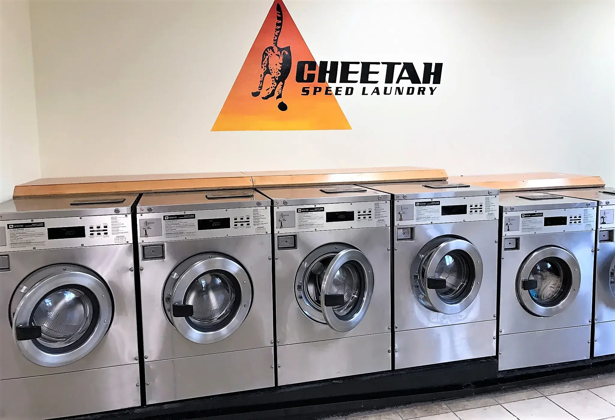 Cheetah Speed Laundry | 24 Hour Laundromat thumbnail 3