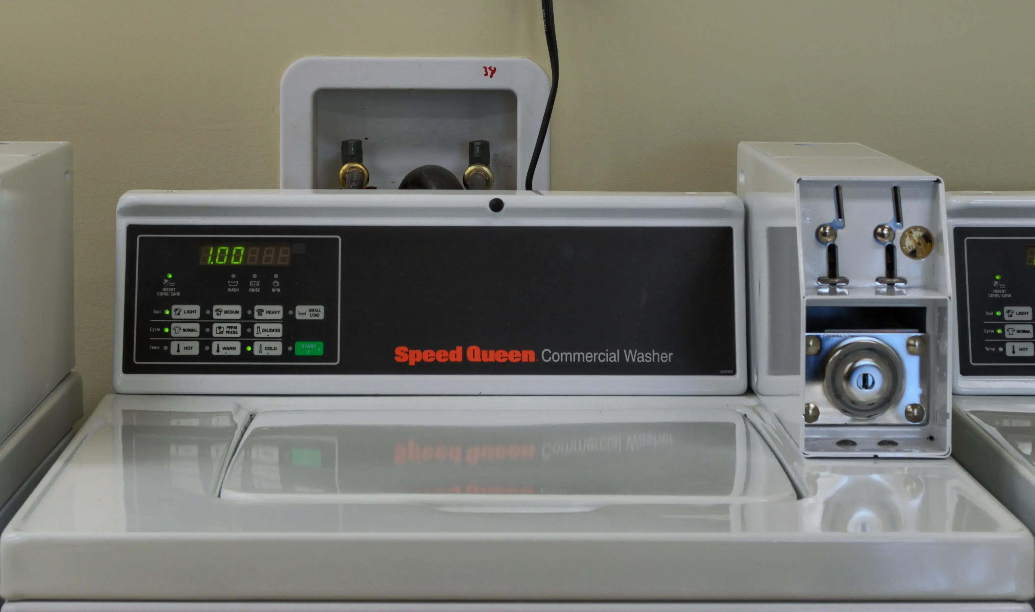 Cheetah Speed Laundry | 24 Hour Laundromat thumbnail 14