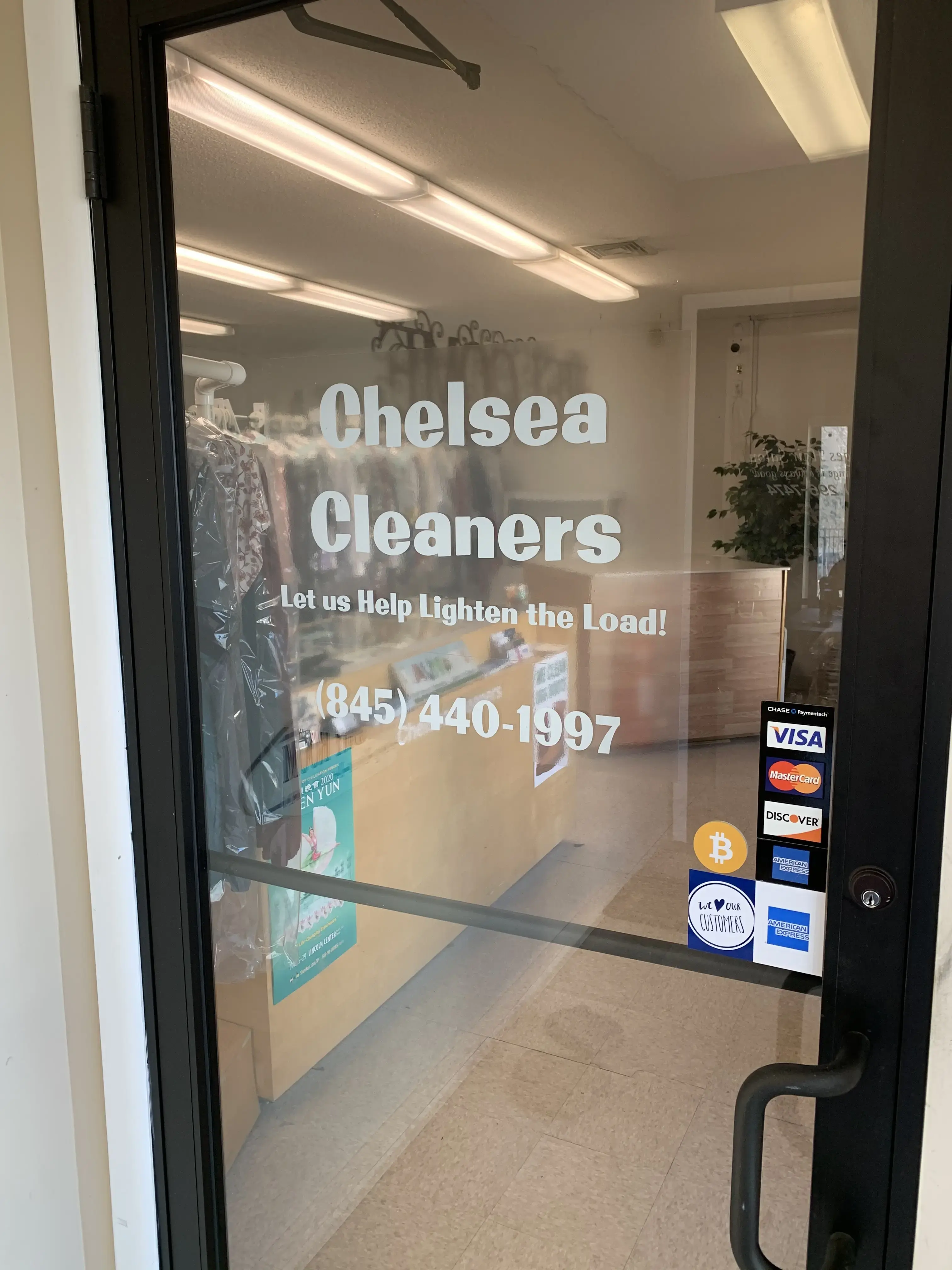 Chelsea Cleaners Wash & Fold - Image 5