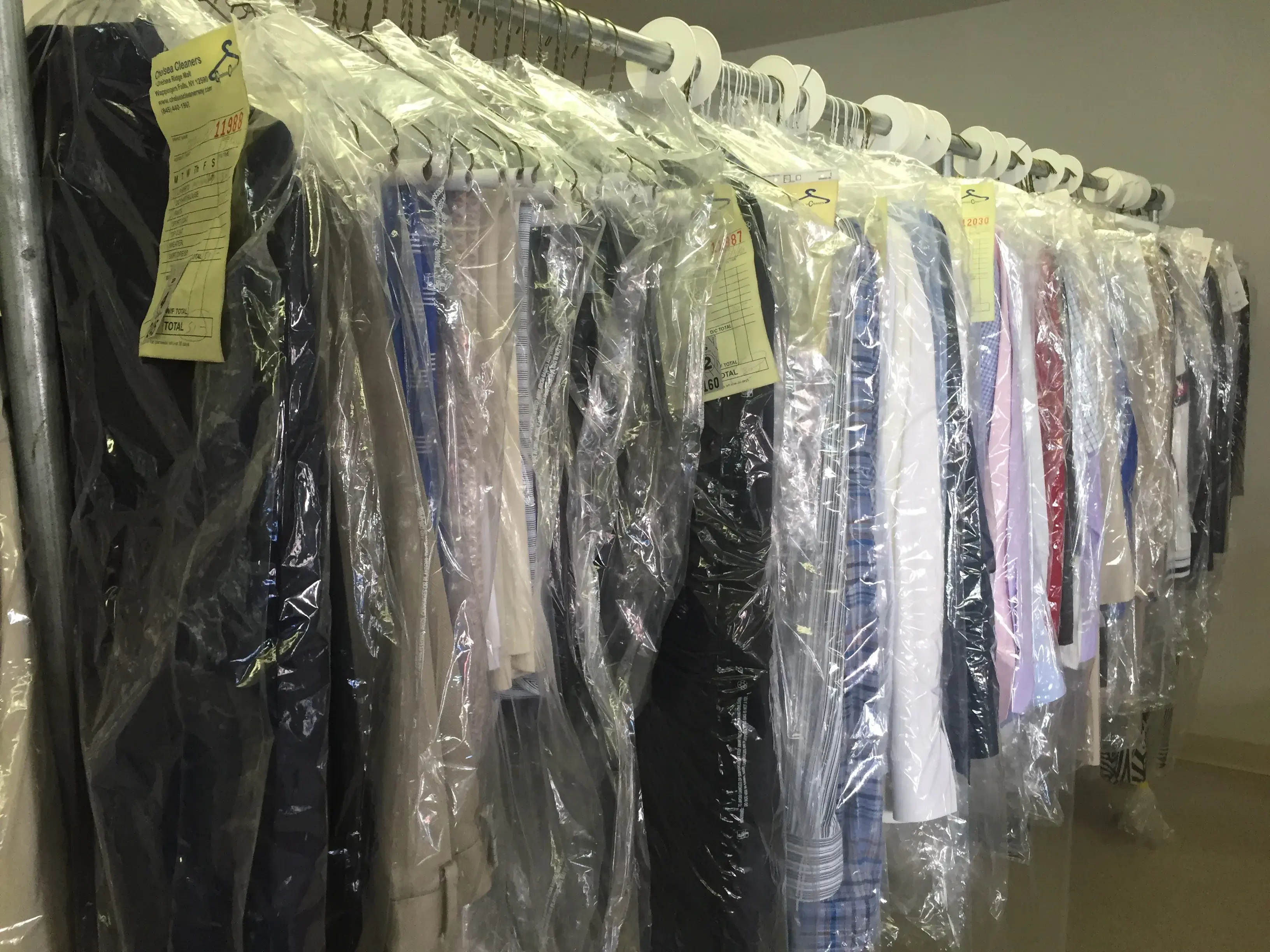 Chelsea Cleaners Wash & Fold - Image 6