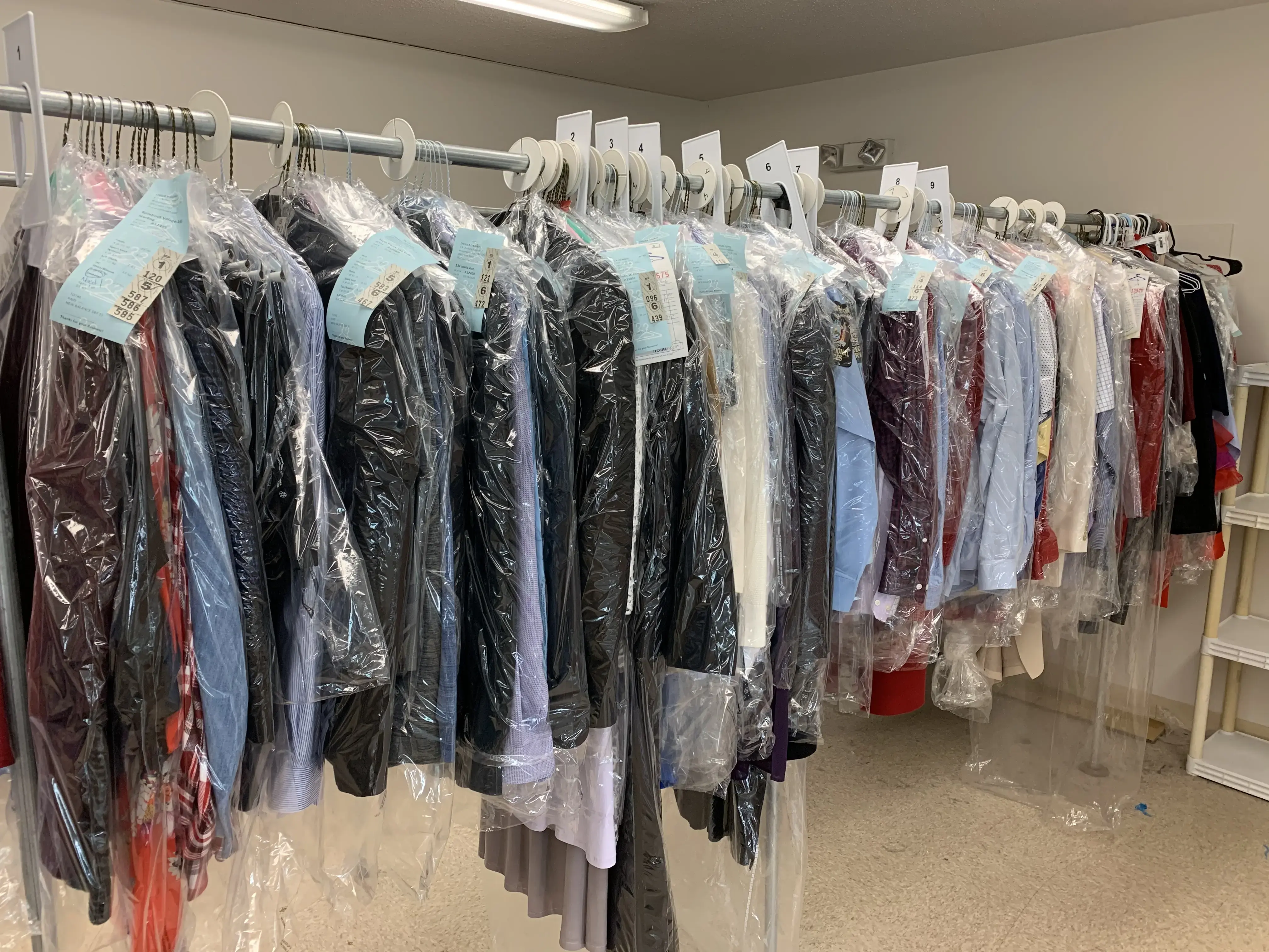 Chelsea Cleaners Wash & Fold - Image 3