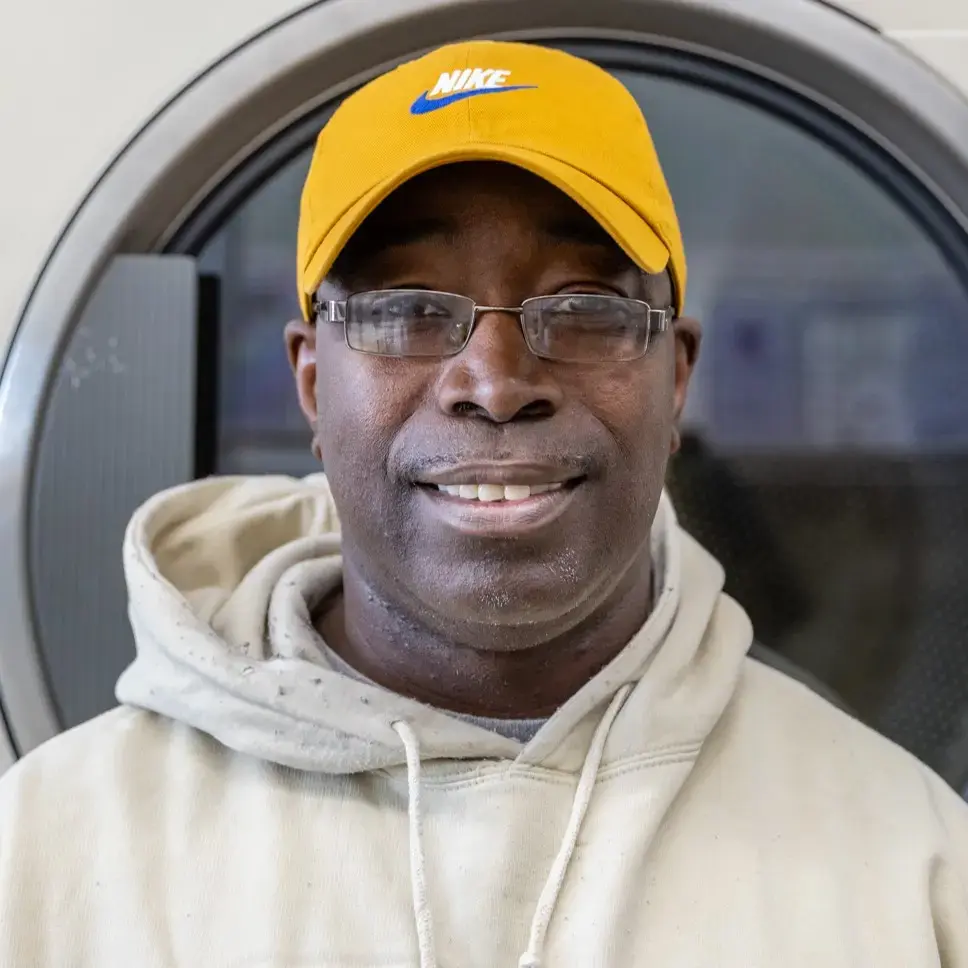 Cherry Orchard Laundromat thumbnail 20