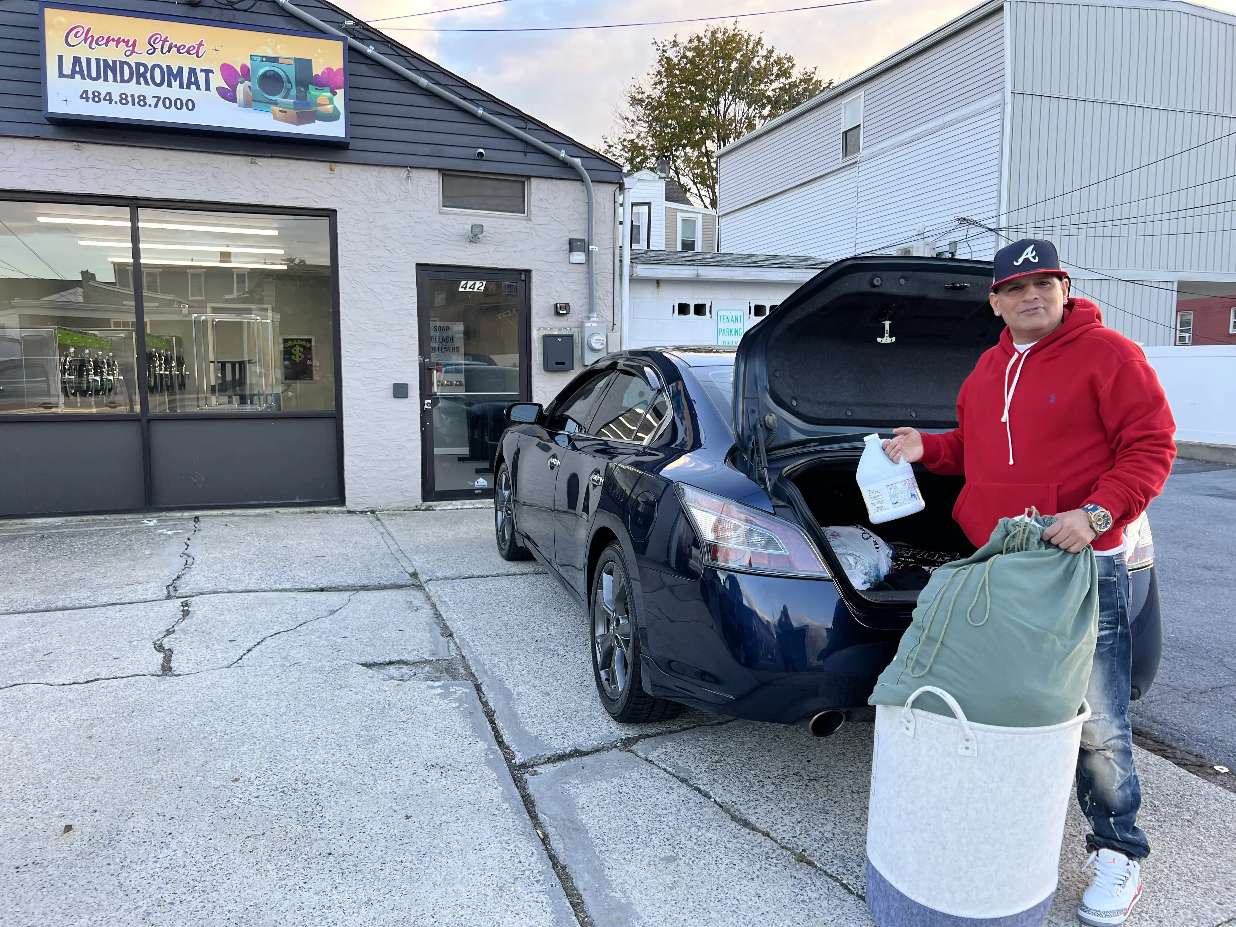 Cherry Street Laundromat thumbnail 6