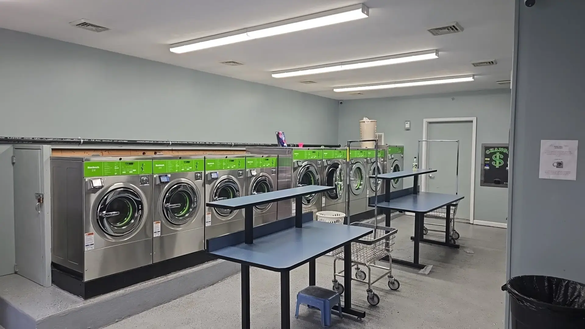 Cherry Street Laundromat thumbnail 5