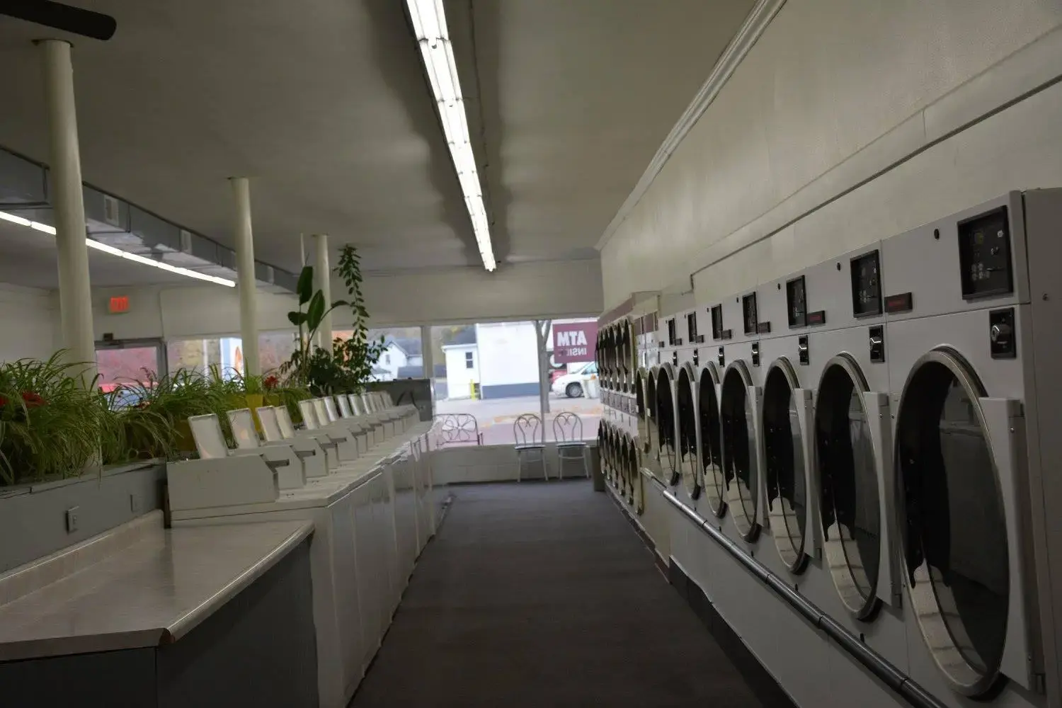 Cherry Valley Laundromat - Image 4