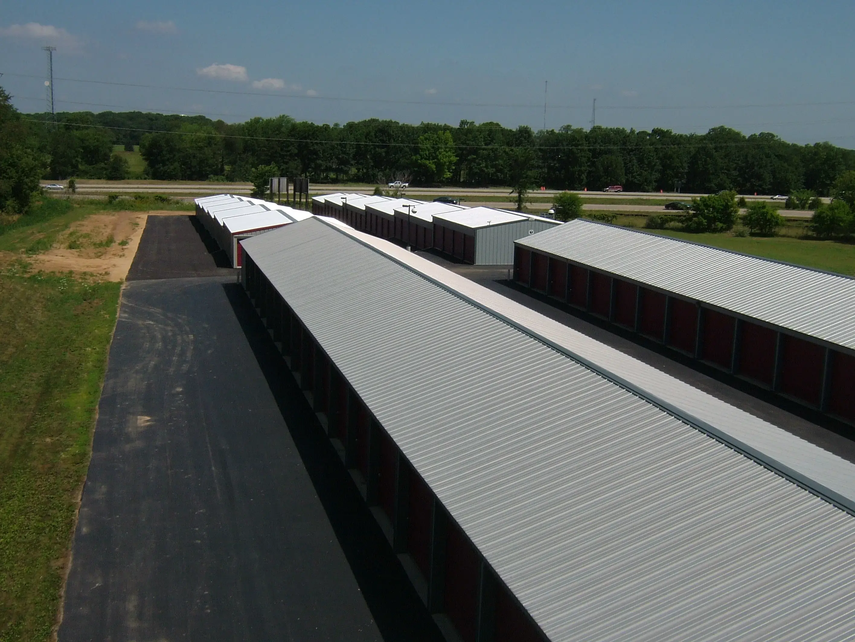 Cherry Valley Laundromat thumbnail 8