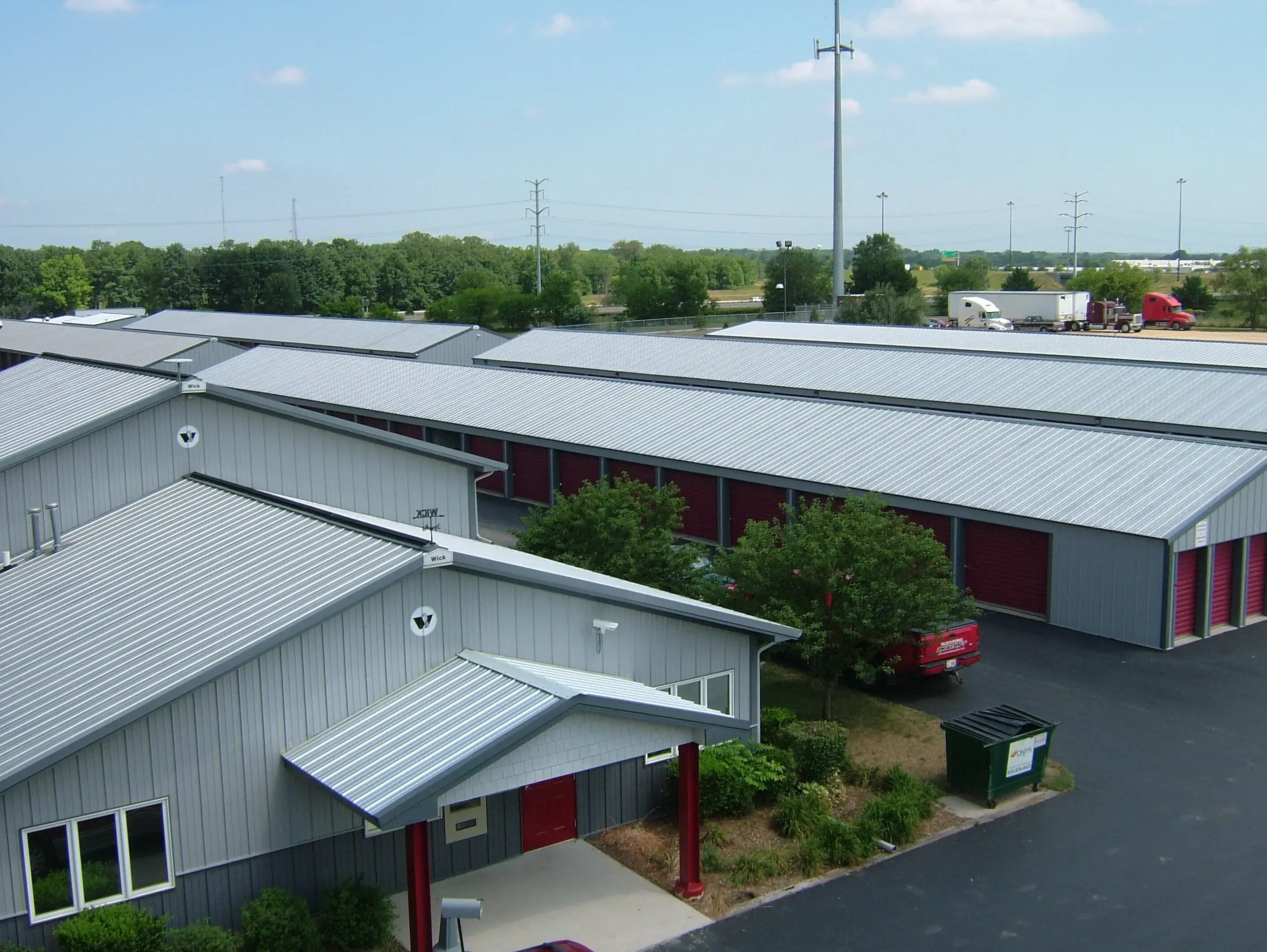 Cherry Valley Laundromat thumbnail 7