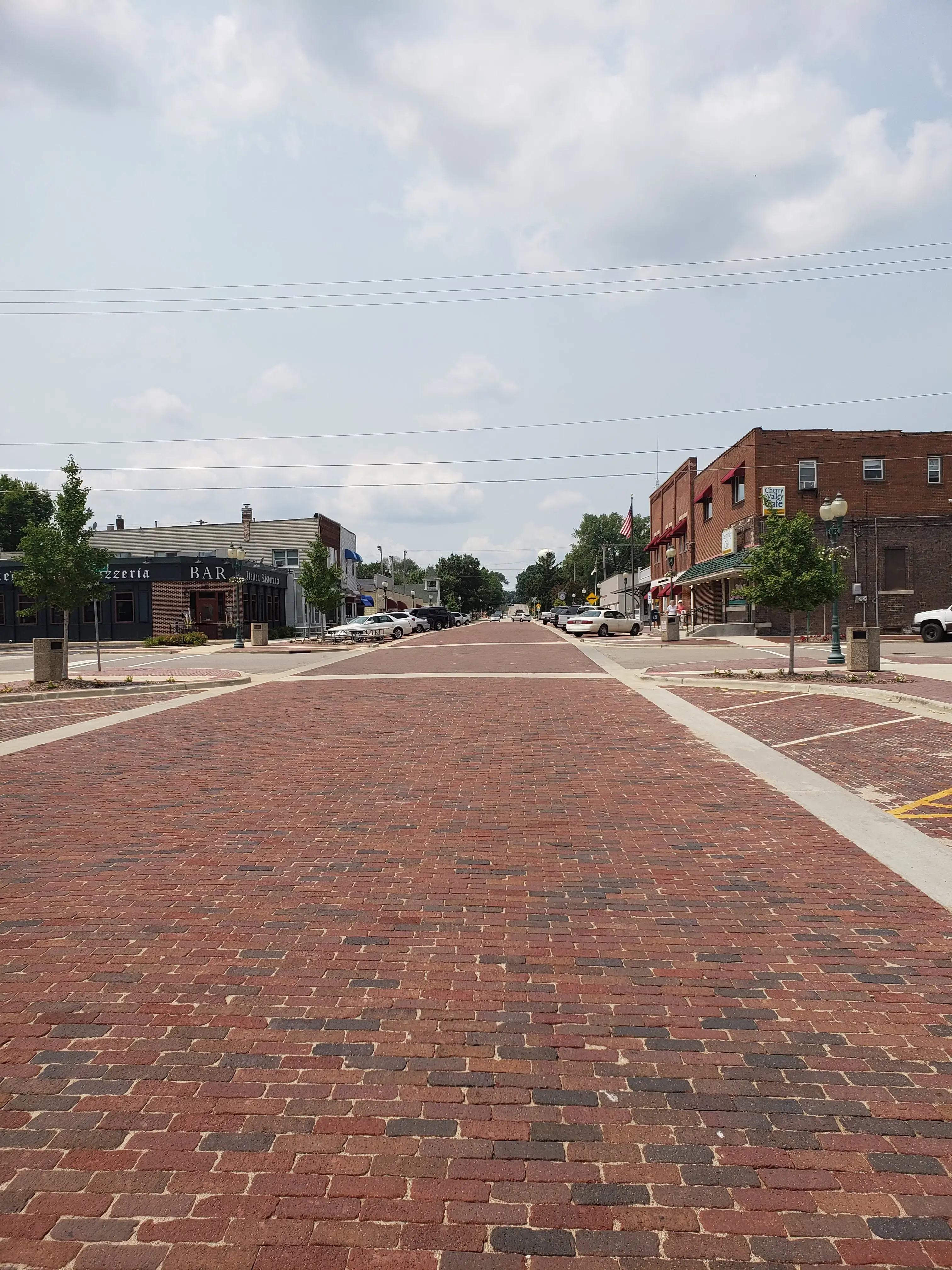 Cherry Valley Laundromat thumbnail 12