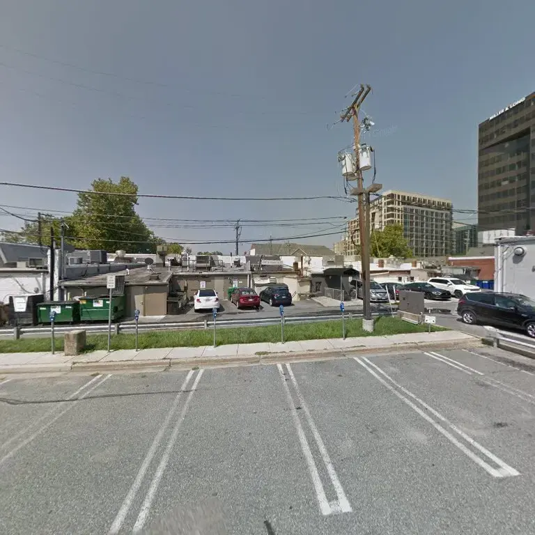 Chevy Chase Valet thumbnail 3