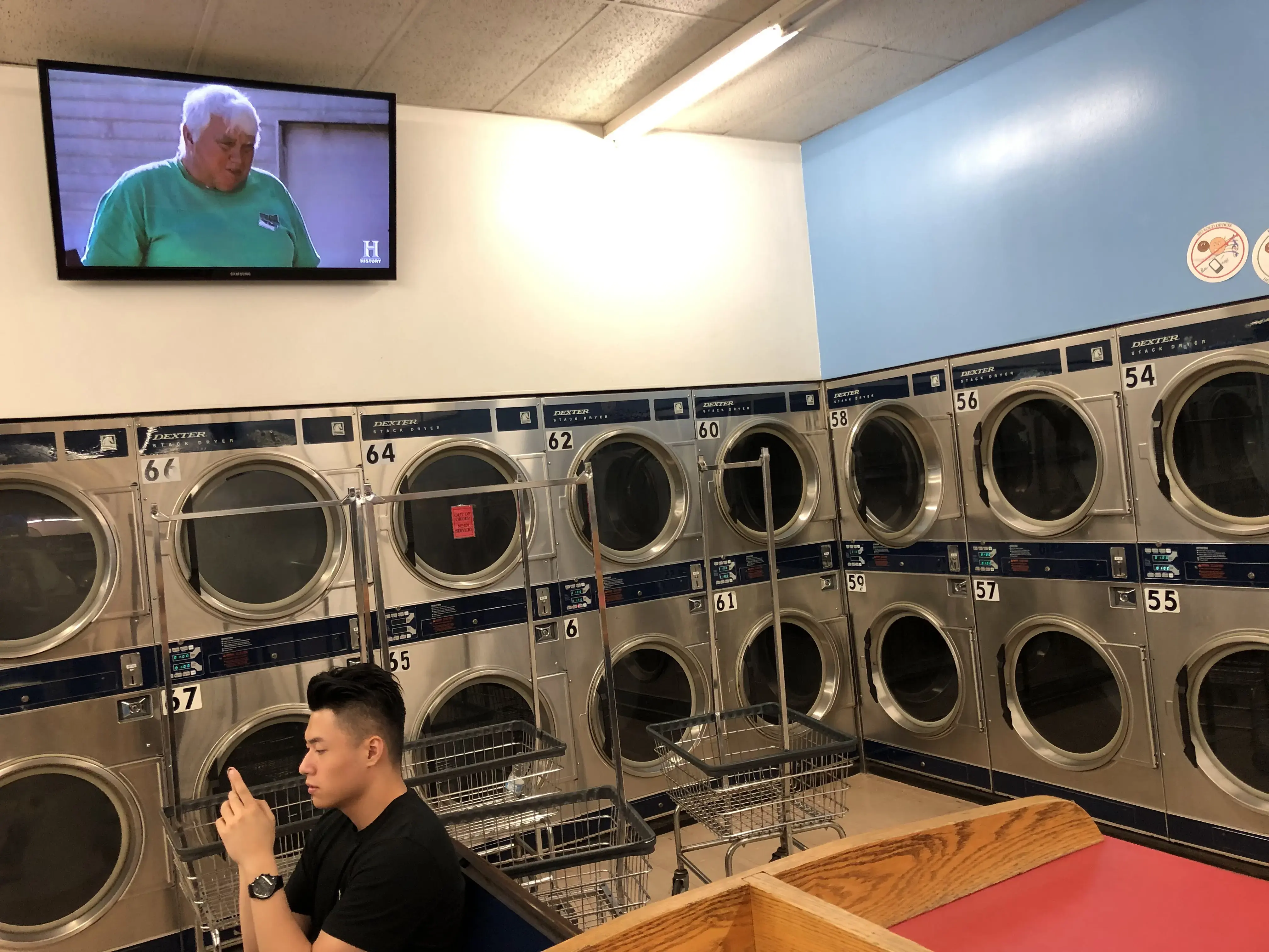 Chicago Lake Coin Laundry thumbnail 6