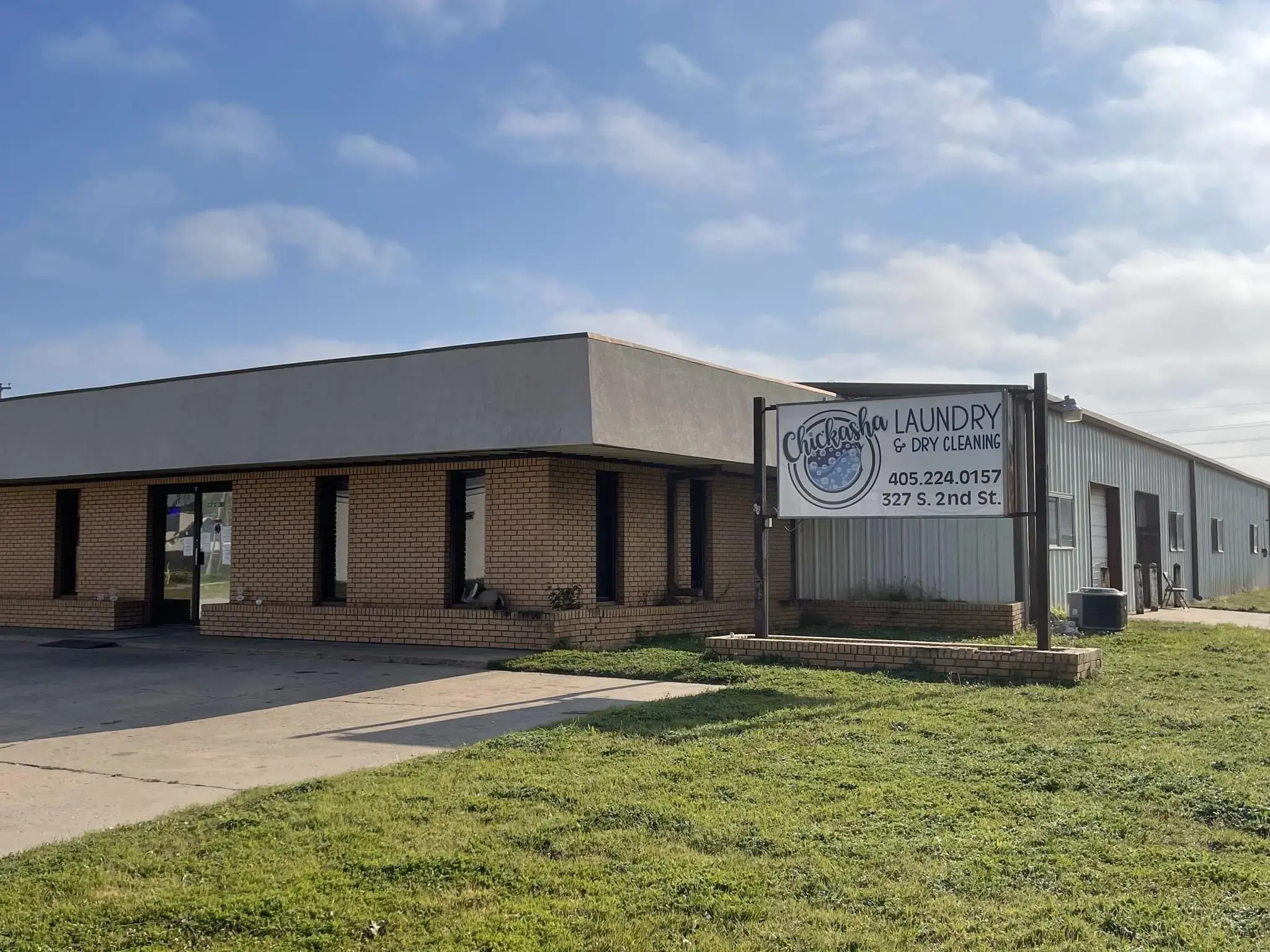 Chickasha Laundry & Cleaners - Image 2