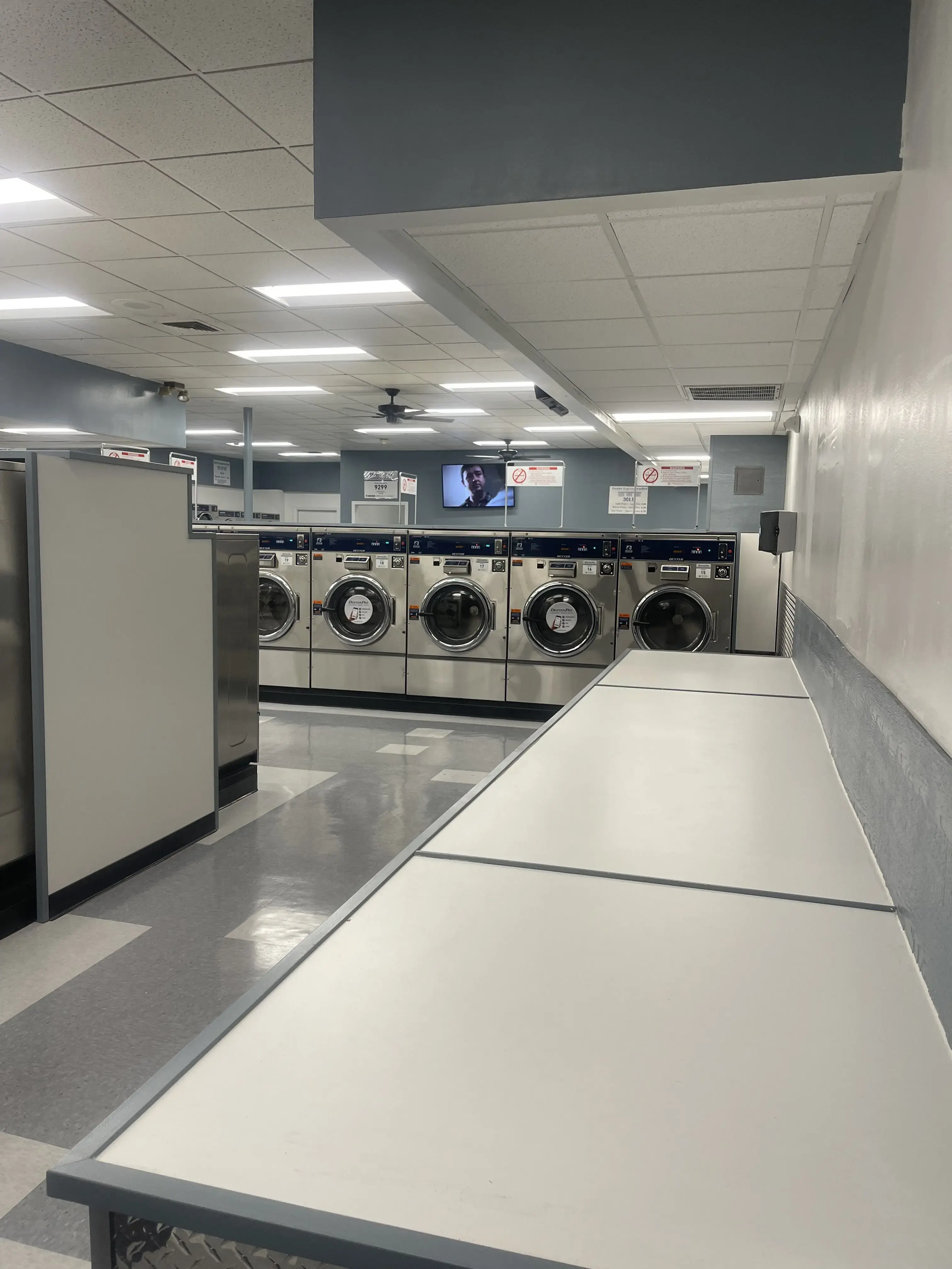 Chico Express Laundry & Full Service Wash and Fold thumbnail 10