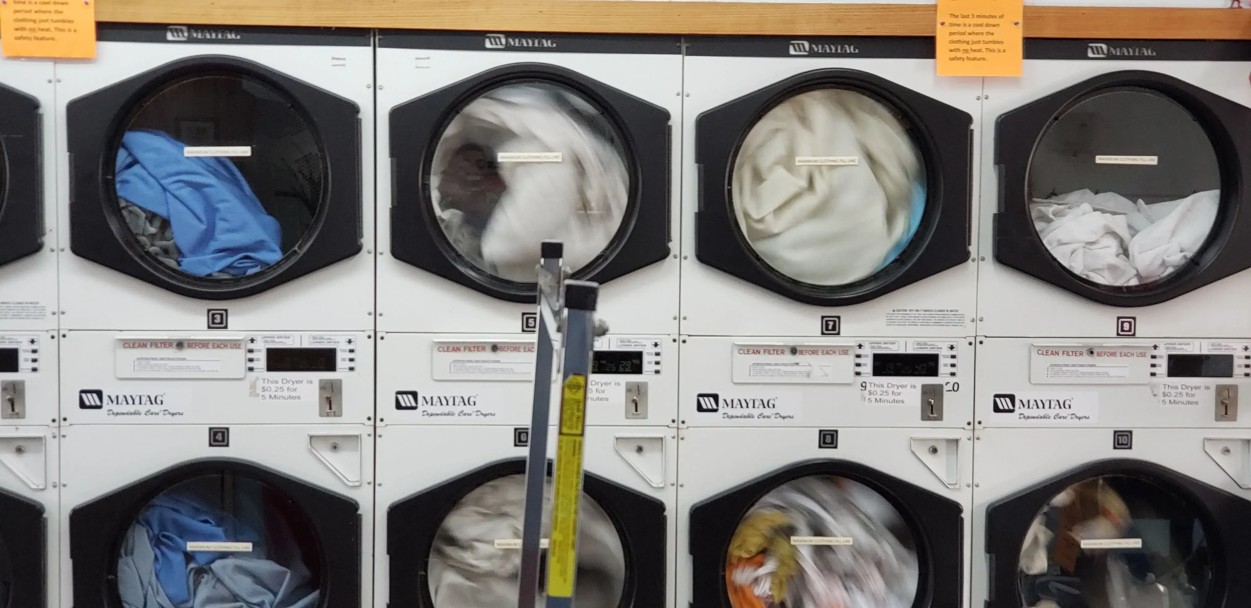 Chloe's Laundromat - Image 7