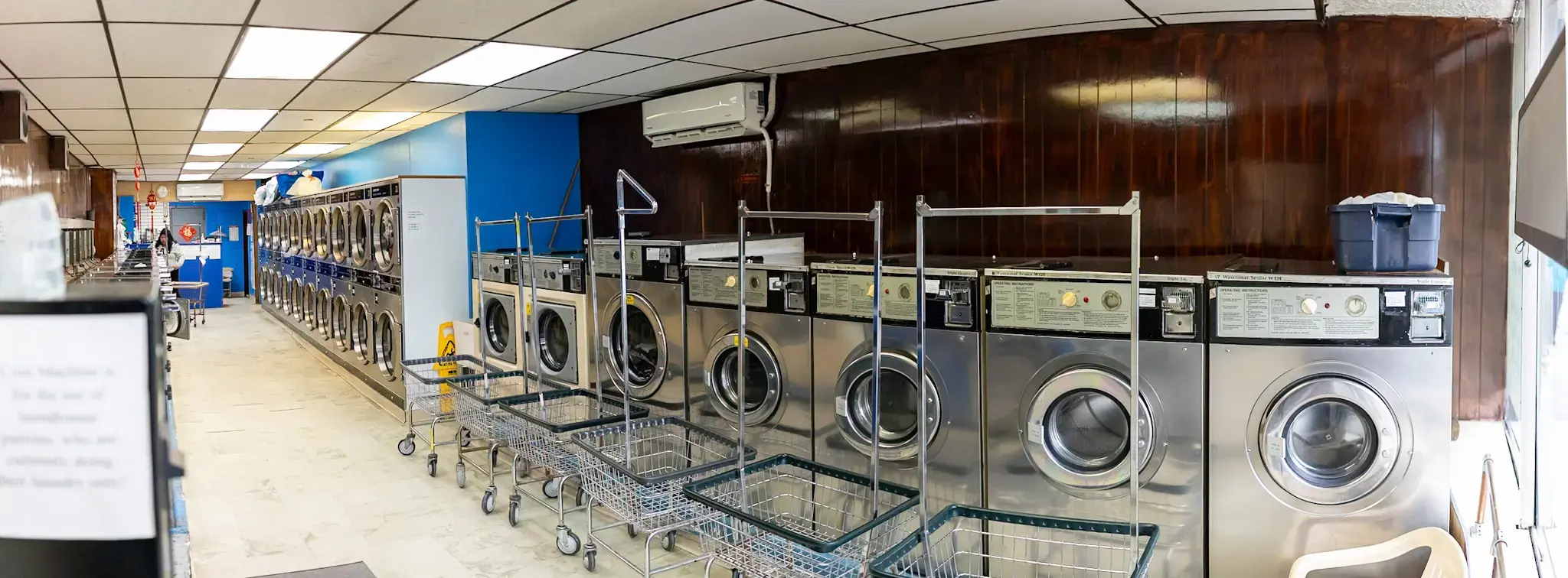 Chow's Laundromat thumbnail 11