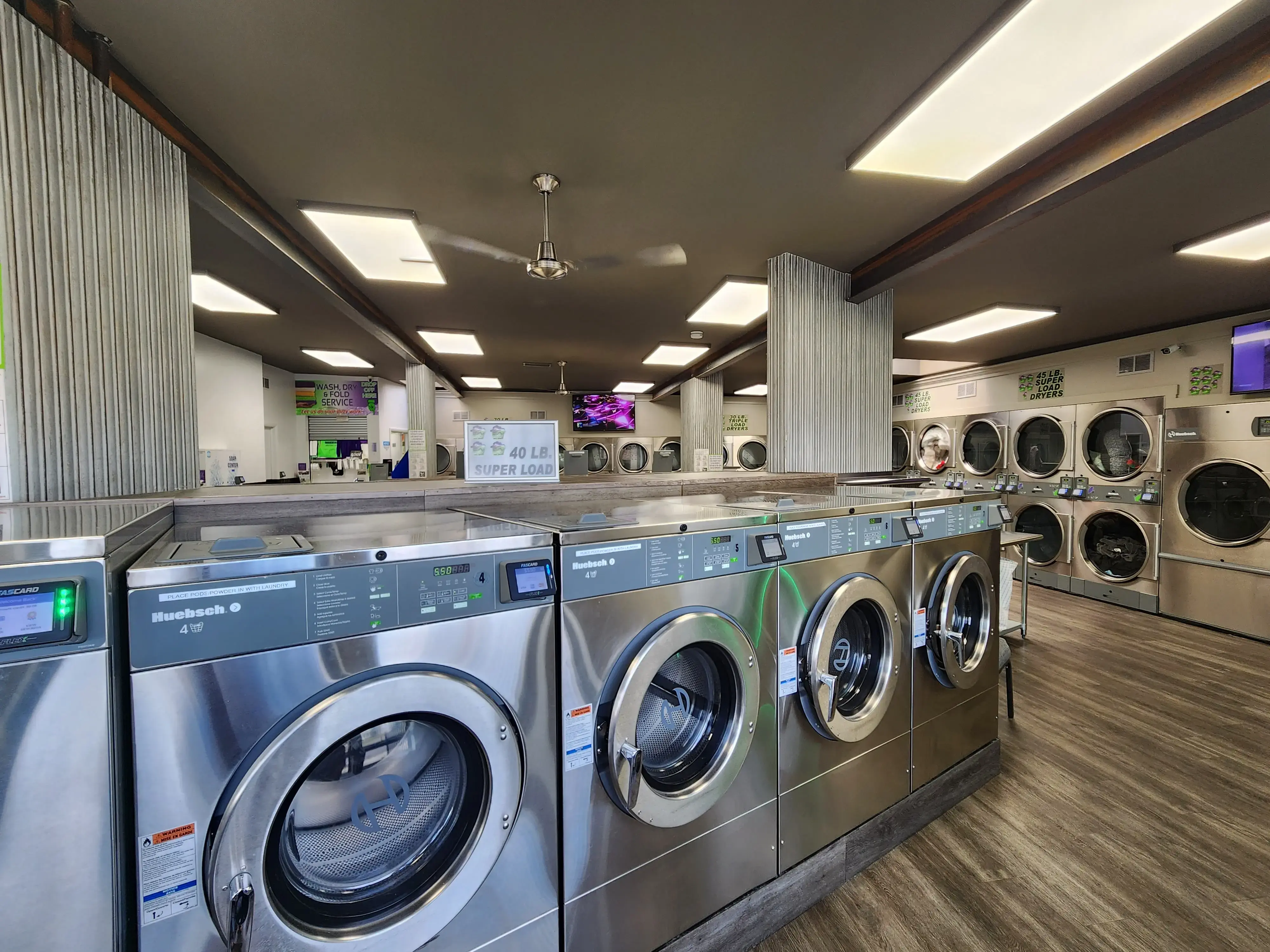 Chrisclean Laundry thumbnail 1