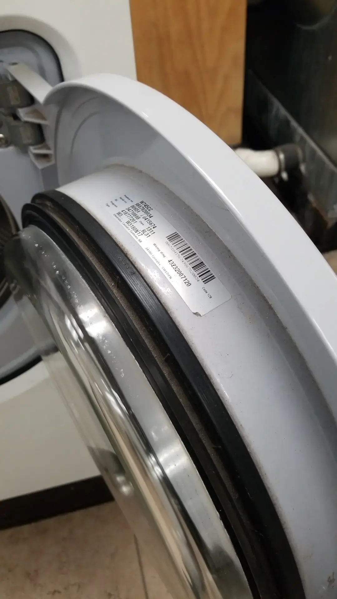 Chrisler Laundromat - Image 18